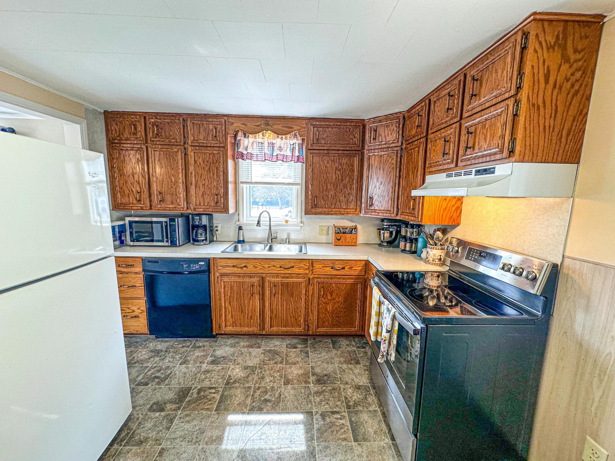 315 N 5TH STREET, Butternut, Wisconsin 54514, 4 Bedrooms Bedrooms, ,1 BathroomBathrooms,Residential,For Sale,315 N 5TH STREET,22501230