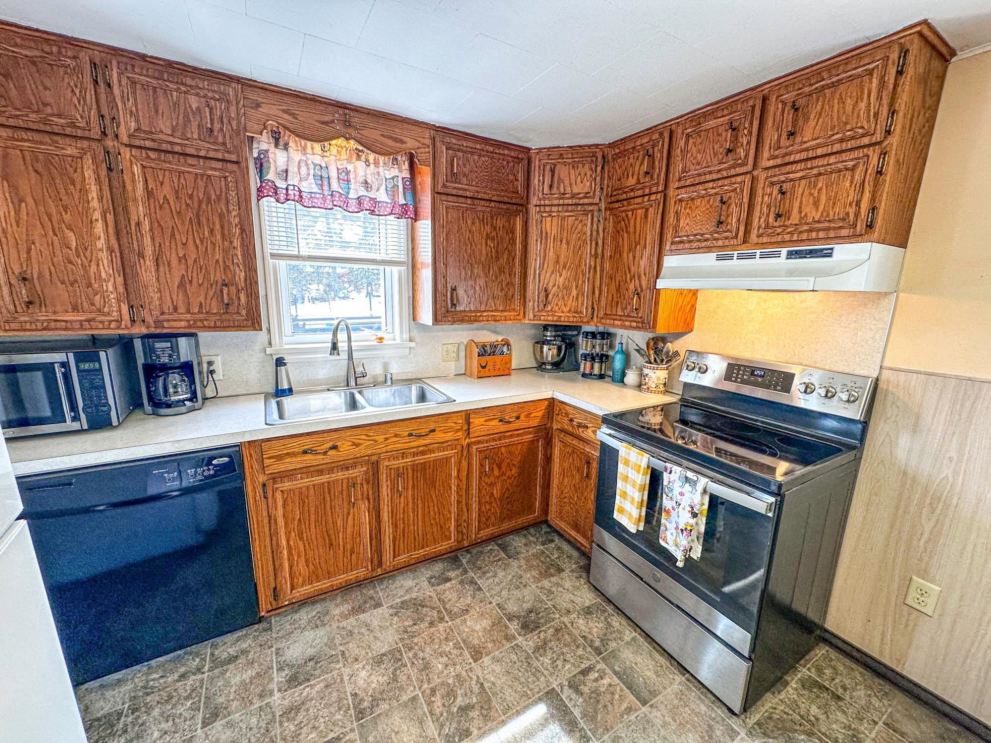315 N 5TH STREET, Butternut, Wisconsin 54514, 4 Bedrooms Bedrooms, ,1 BathroomBathrooms,Residential,For Sale,315 N 5TH STREET,22501230