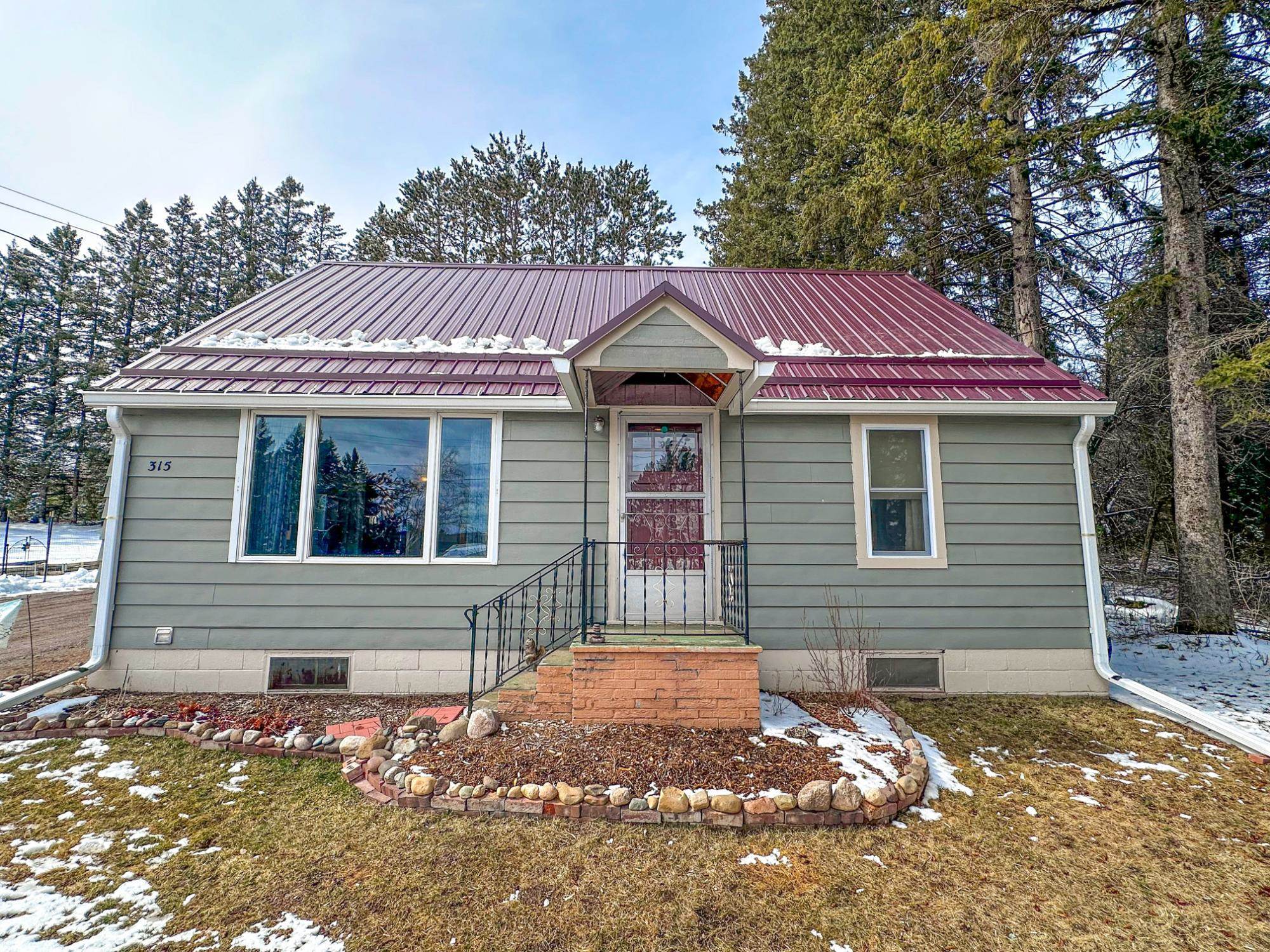 315 N 5TH STREET, Butternut, Wisconsin 54514, 4 Bedrooms Bedrooms, ,1 BathroomBathrooms,Residential,For Sale,315 N 5TH STREET,22501230
