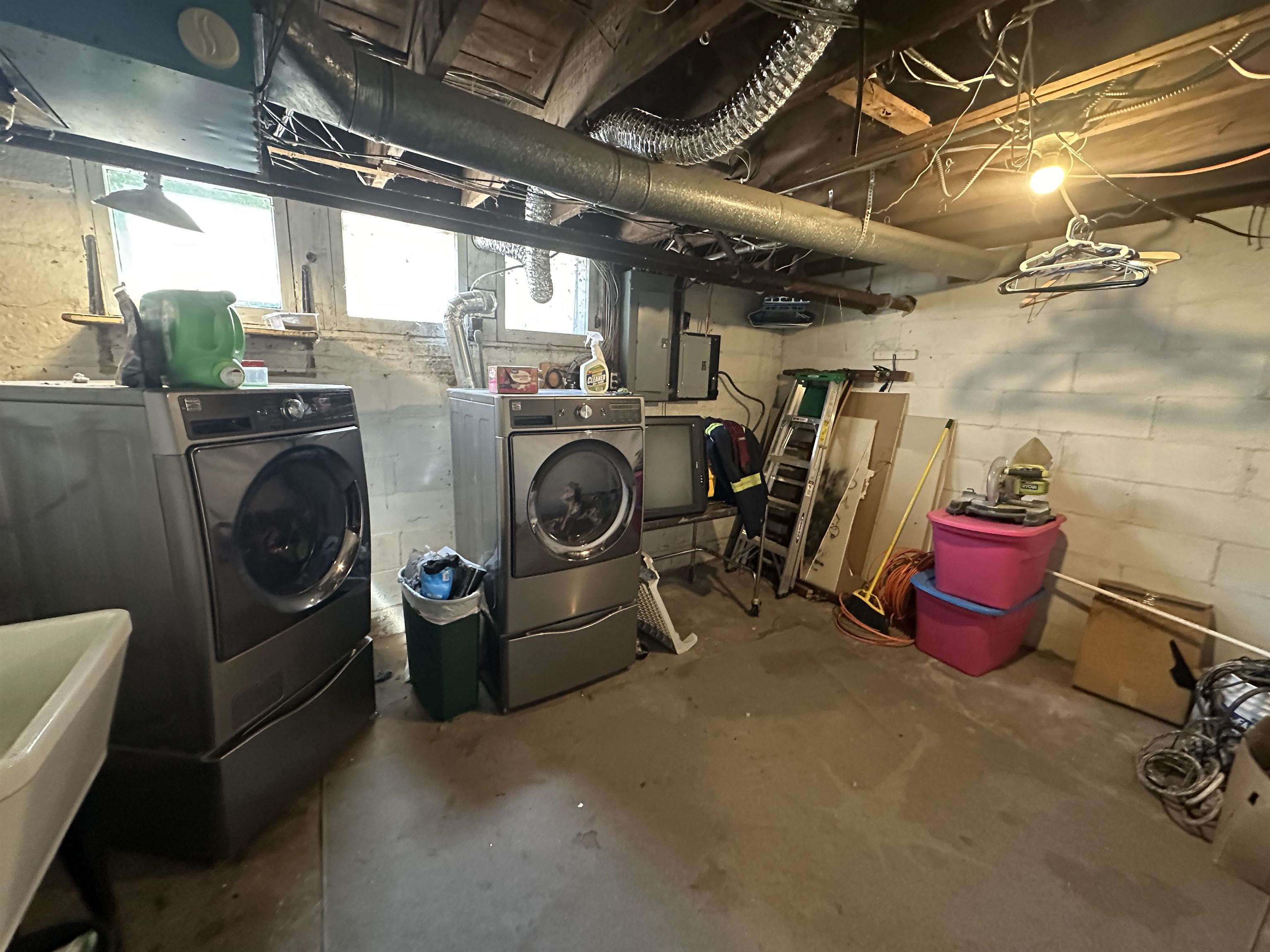 411 WITTER STREET, Wisconsin Rapids, Wisconsin 54494, 5 Bedrooms Bedrooms, ,1 BathroomBathrooms,Residential,For Sale,411 WITTER STREET,22501231