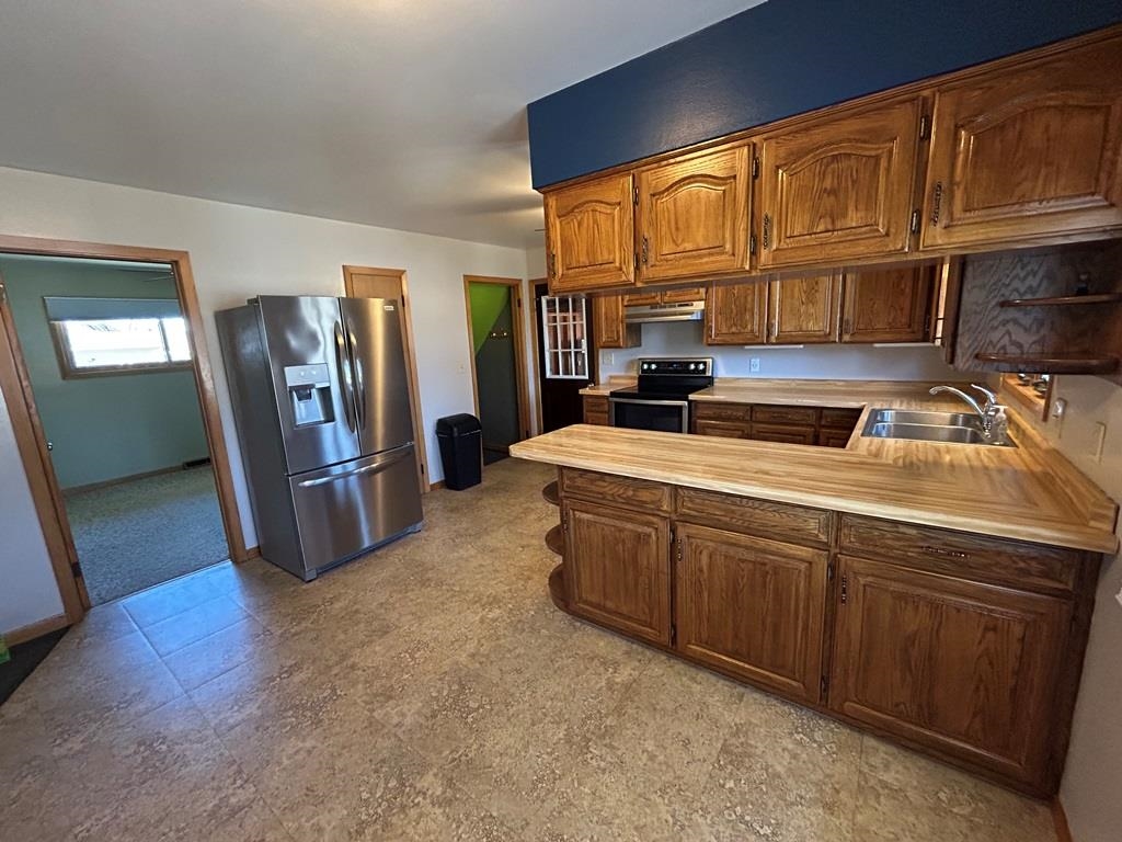 602 S 19TH AVENUE, Wausau, Wisconsin 54401, 5 Bedrooms Bedrooms, ,2 BathroomsBathrooms,Residential,For Sale,602 S 19TH AVENUE,22501277