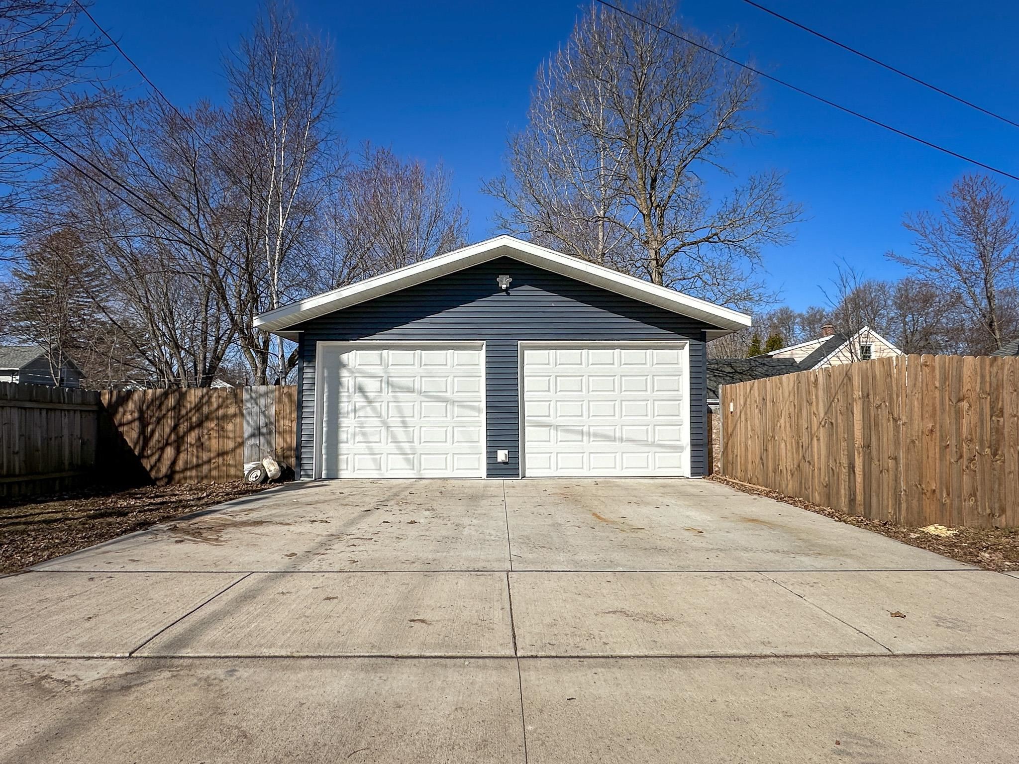631 WINTON STREET, Wausau, Wisconsin 54403, 3 Bedrooms Bedrooms, ,1 BathroomBathrooms,Residential,For Sale,631 WINTON STREET,22501304