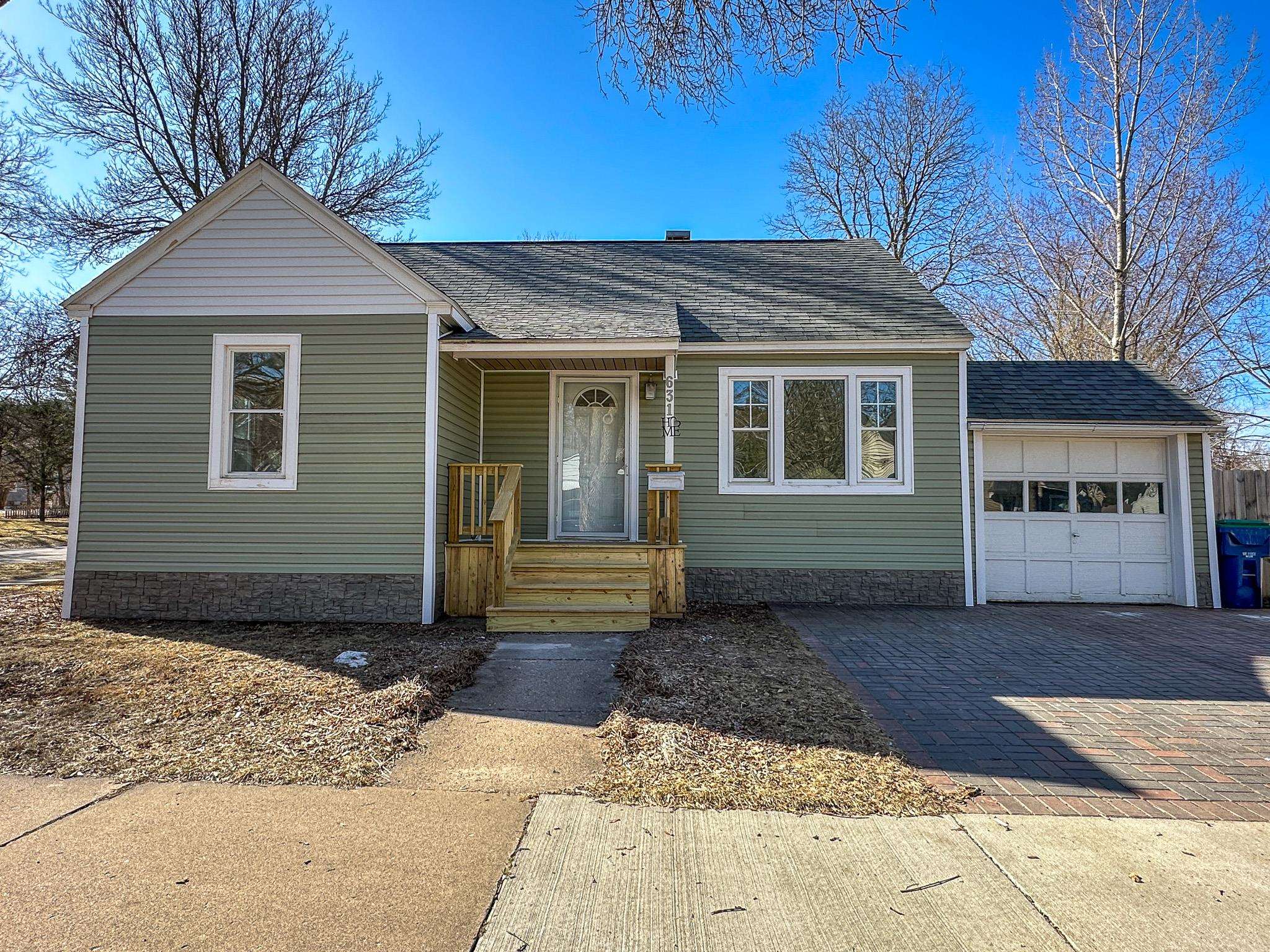 631 WINTON STREET, Wausau, Wisconsin 54403, 3 Bedrooms Bedrooms, ,1 BathroomBathrooms,Residential,For Sale,631 WINTON STREET,22501304