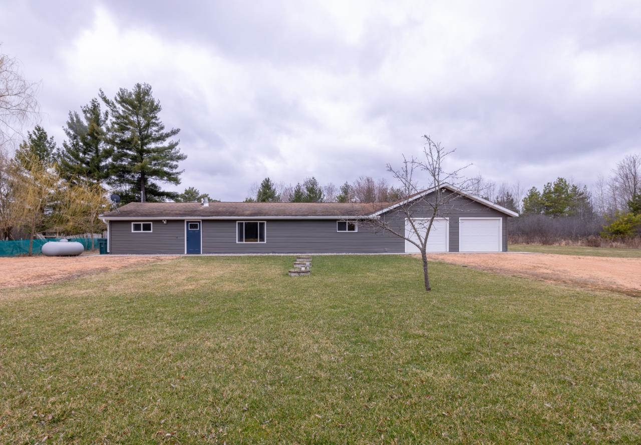 6853 STATE HIGHWAY 80, Pittsville, Wisconsin 54466, 3 Bedrooms Bedrooms, ,2 BathroomsBathrooms,Residential,For Sale,6853 STATE HIGHWAY 80,22501412