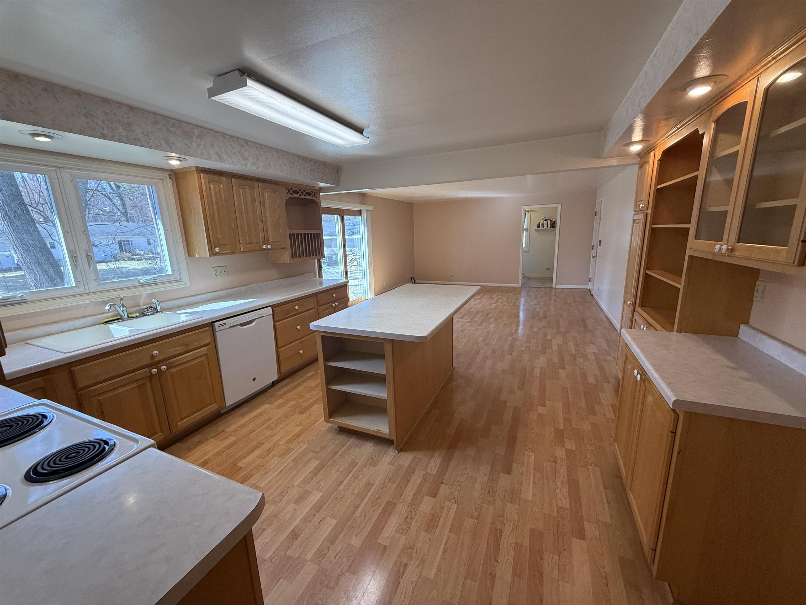 919 STONEBRIDGE ROAD, Kronenwetter, Wisconsin 54455, 3 Bedrooms Bedrooms, ,2 BathroomsBathrooms,Residential,For Sale,919 STONEBRIDGE ROAD,22501486