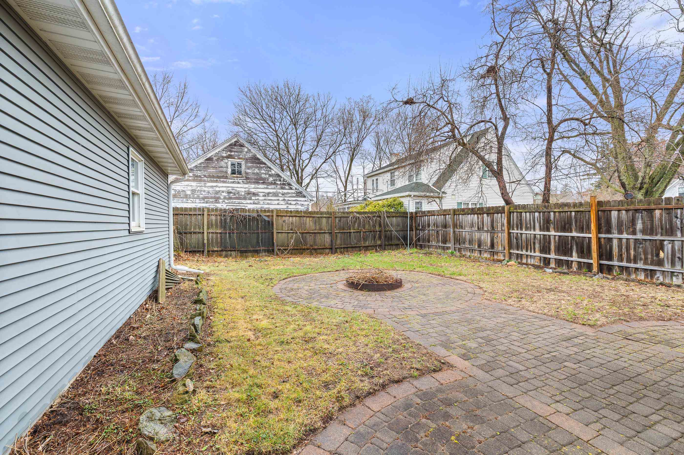 1808 MICHIGAN AVENUE, Stevens Point, Wisconsin 54481, 3 Bedrooms Bedrooms, ,1 BathroomBathrooms,Residential,For Sale,1808 MICHIGAN AVENUE,22501492
