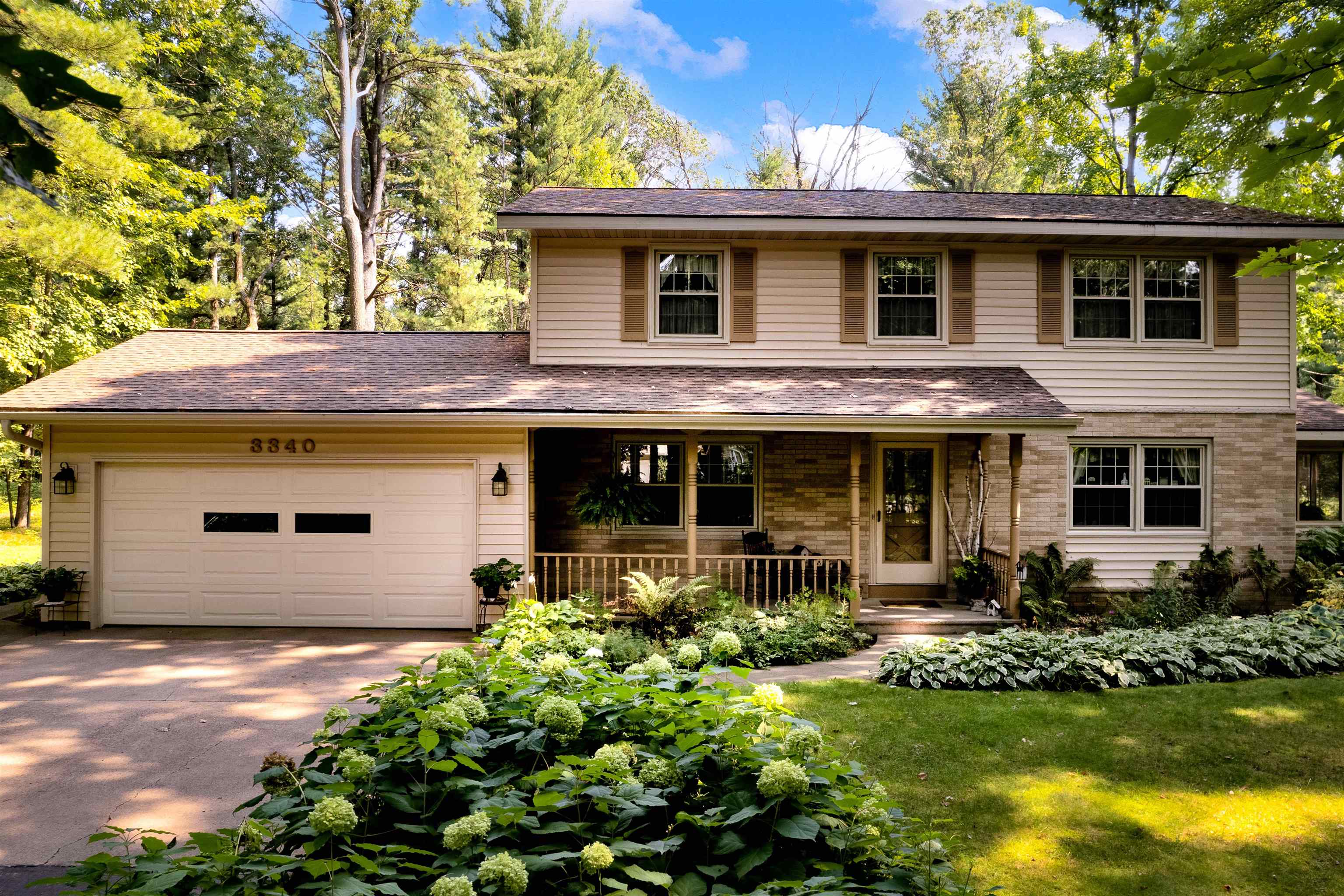 3340 ARBOR VITAE LANE, Plover, Wisconsin 54467, 4 Bedrooms Bedrooms, ,2 BathroomsBathrooms,Residential,For Sale,3340 ARBOR VITAE LANE,22501498
