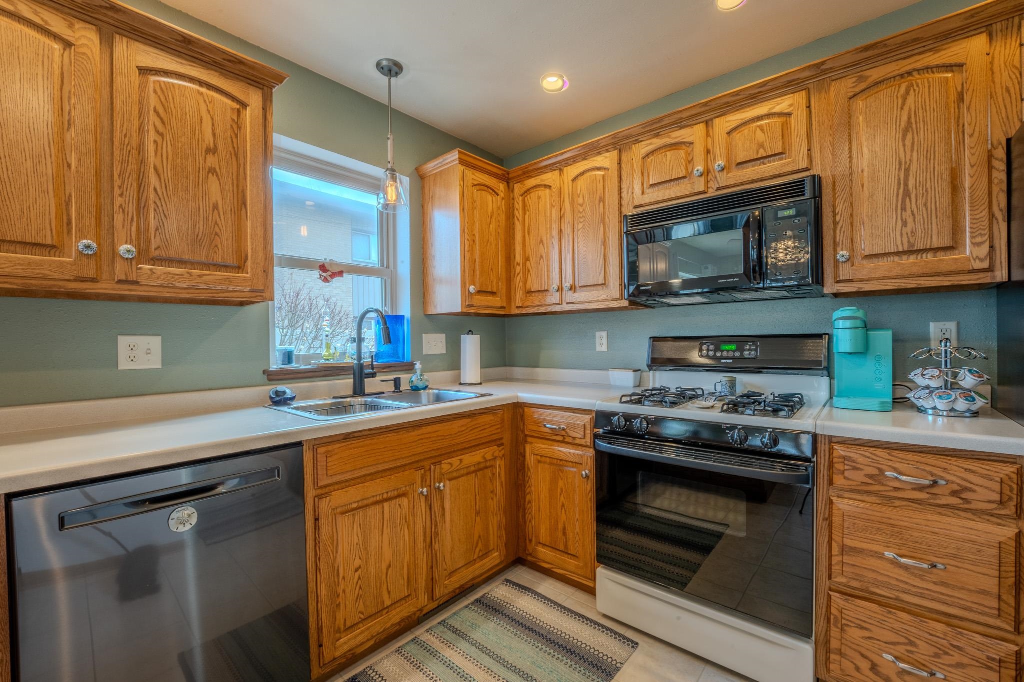 619 S 20TH AVENUE, Wausau, Wisconsin 54401, 3 Bedrooms Bedrooms, 8 Rooms Rooms,1 BathroomBathrooms,Residential,For Sale,619 S 20TH AVENUE,22501500