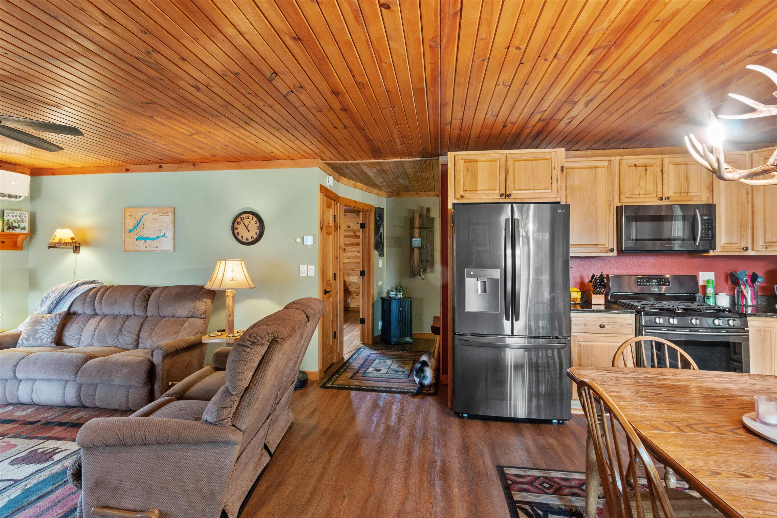 957 KINGS WAY, Nekoosa, Wisconsin 54457, 3 Bedrooms Bedrooms, ,2 BathroomsBathrooms,Residential,For Sale,957 KINGS WAY,22501525