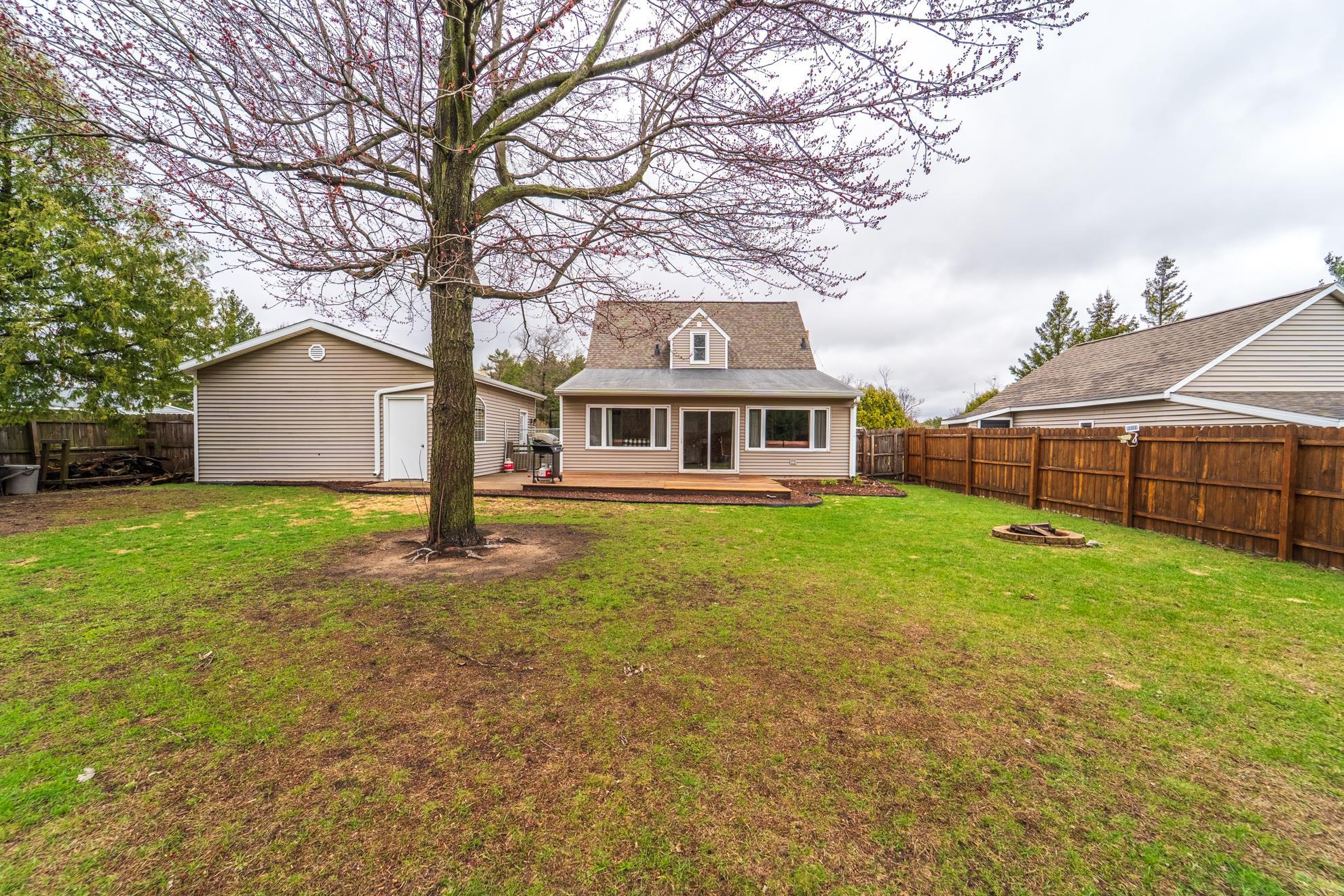 2110 SARATOGA STREET, Wisconsin Rapids, Wisconsin 54494, 3 Bedrooms Bedrooms, ,1 BathroomBathrooms,Residential,For Sale,2110 SARATOGA STREET,22501537