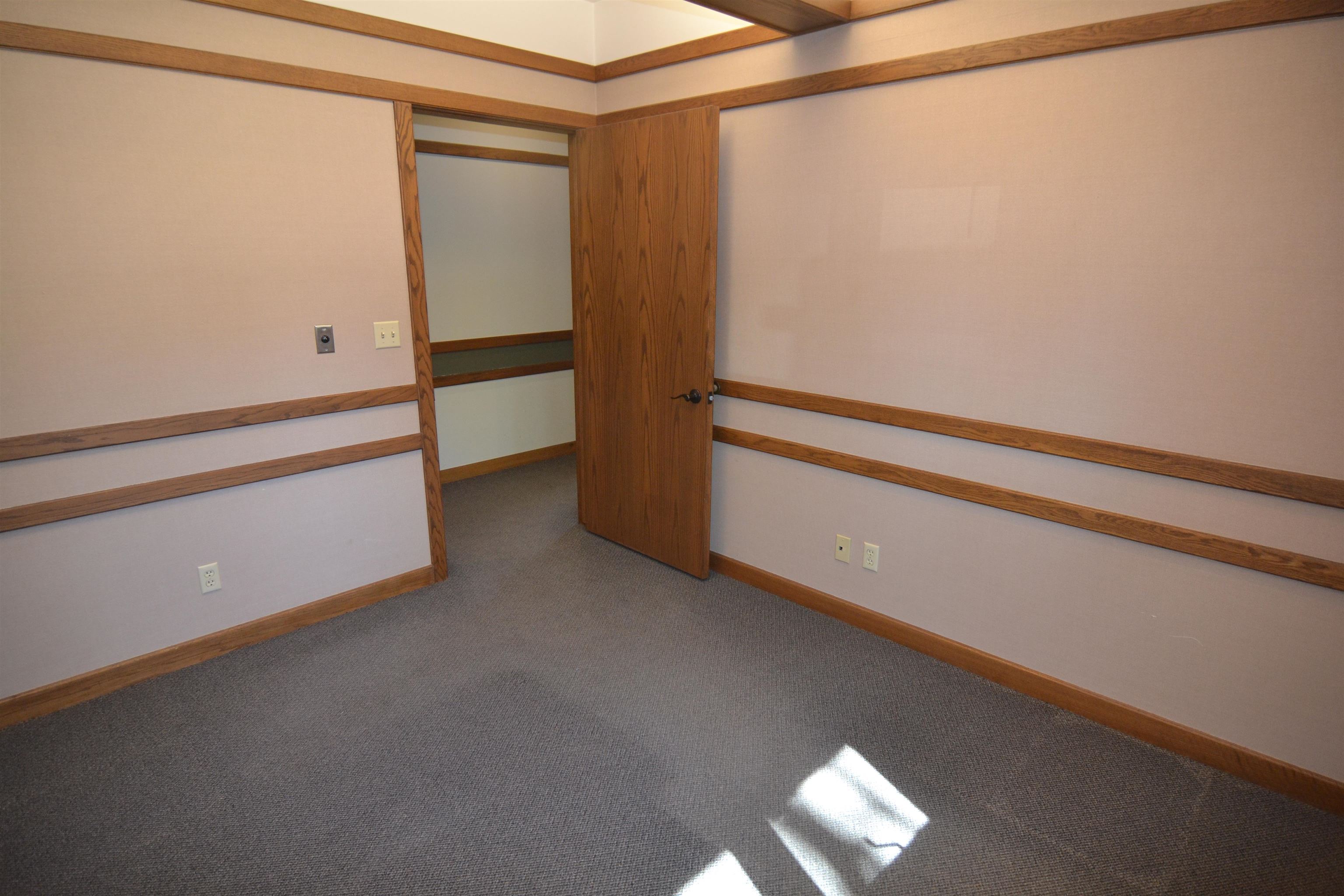 1220 N 6TH STREET, Wausau, Wisconsin 54401, ,Commercial/industrial,For Rent,1220 N 6TH STREET,22501569