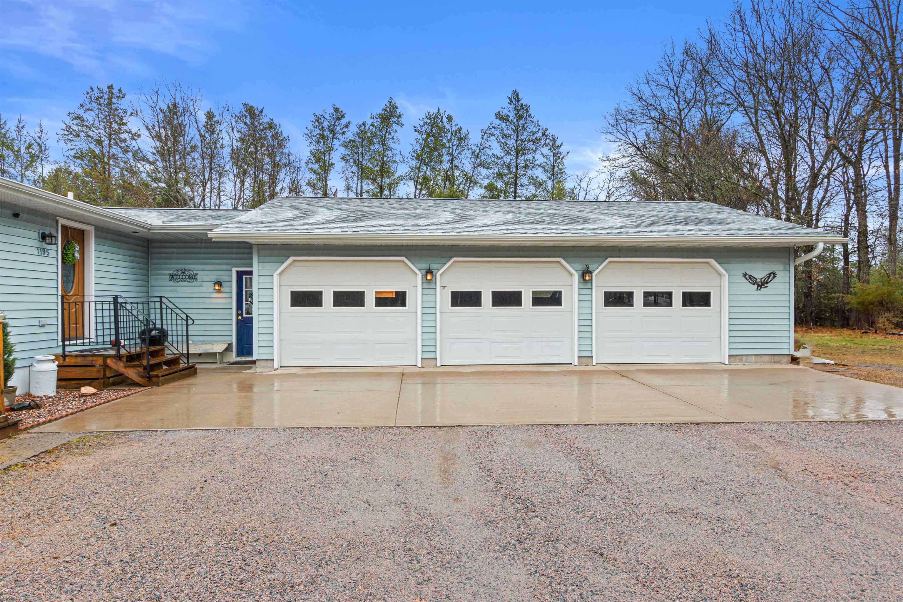 1195 BLUE RIDGE LANE, Wisconsin Rapids, Wisconsin 54494, 4 Bedrooms Bedrooms, ,3 BathroomsBathrooms,Residential,For Sale,1195 BLUE RIDGE LANE,22501575