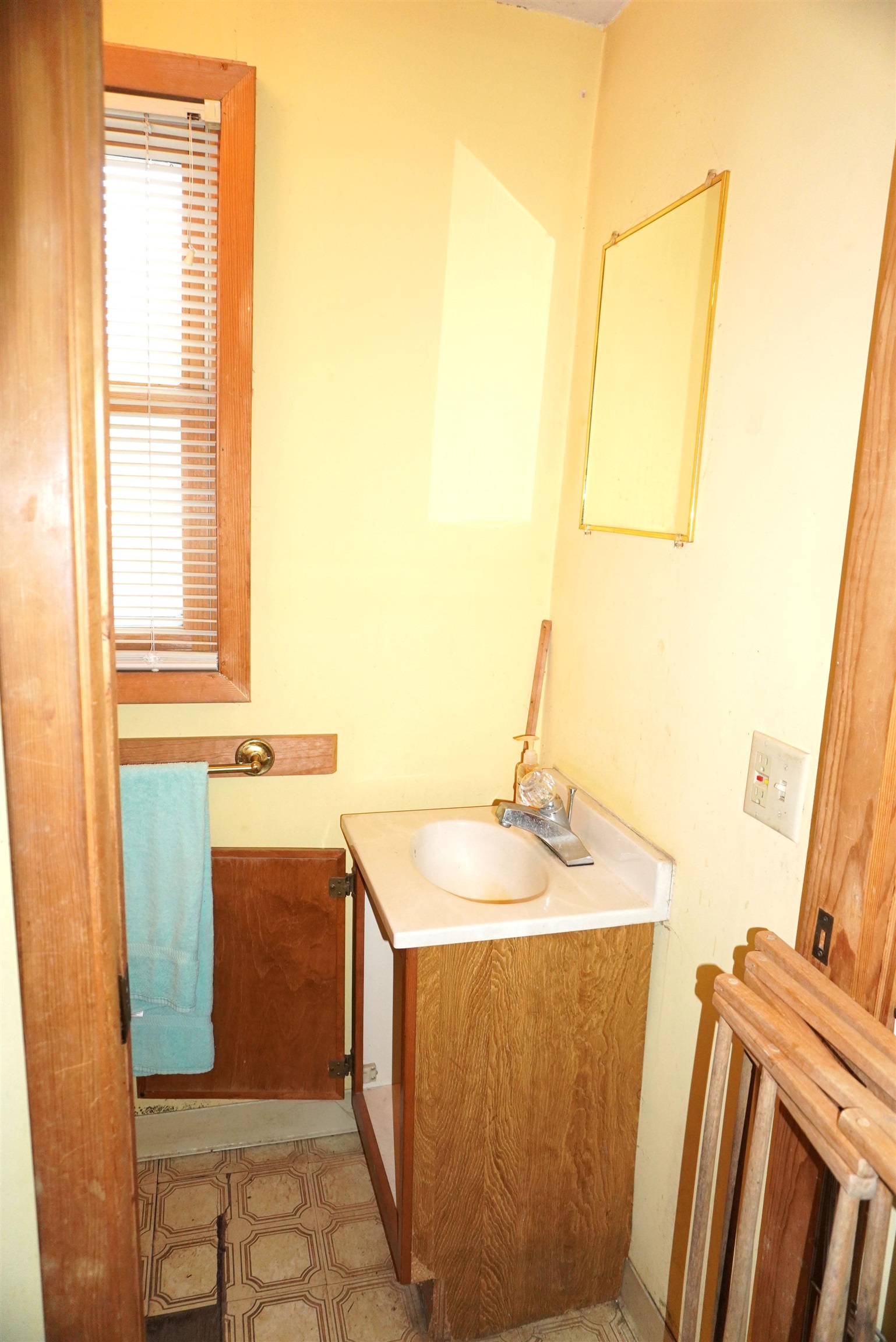 800 E 6TH STREET, Merrill, Wisconsin 54452, 3 Bedrooms Bedrooms, ,1 BathroomBathrooms,Residential,For Sale,800 E 6TH STREET,22501577