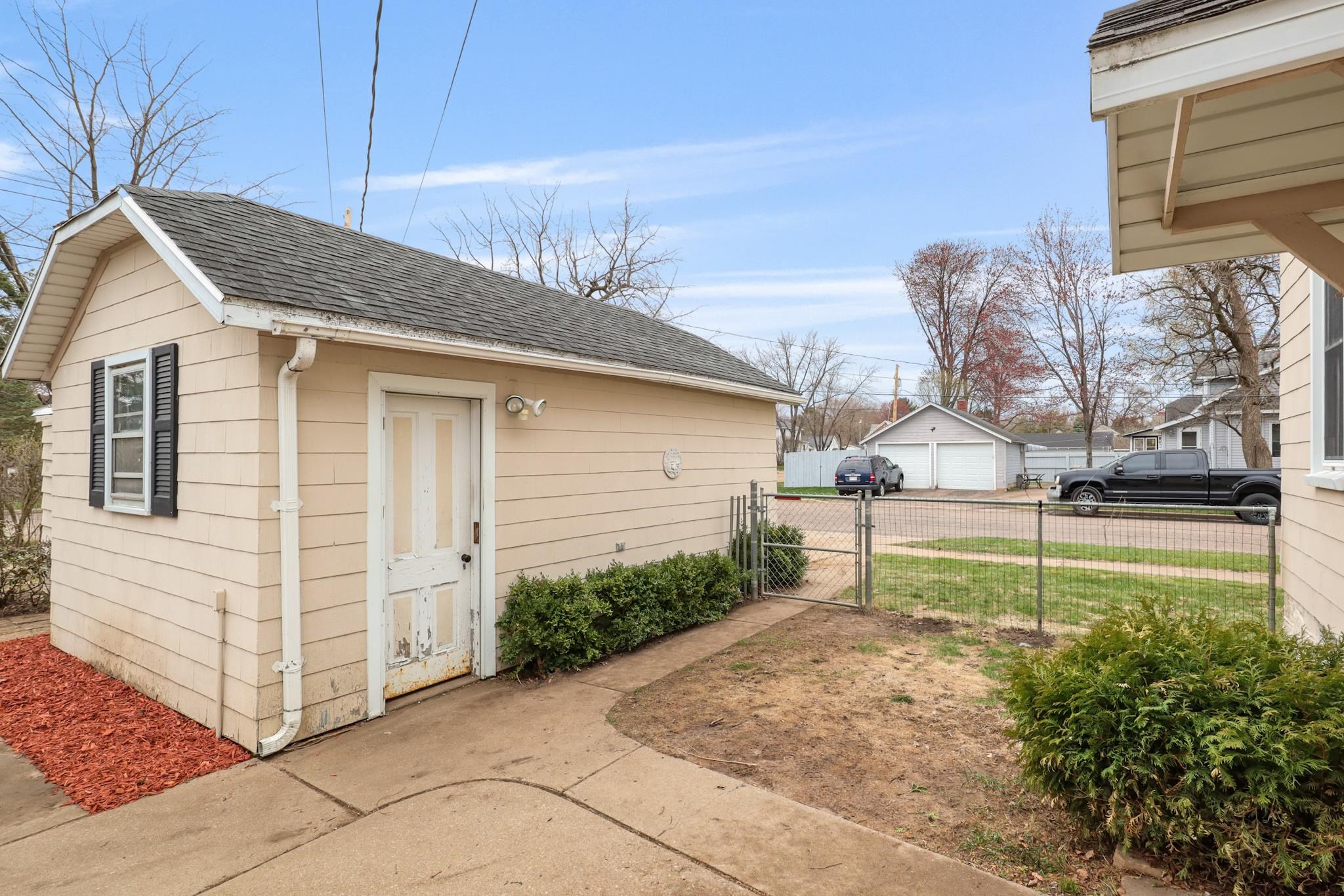 451 11TH AVENUE NORTH, Wisconsin Rapids, Wisconsin 54495, 3 Bedrooms Bedrooms, ,1 BathroomBathrooms,Residential,For Sale,451 11TH AVENUE NORTH,22501579