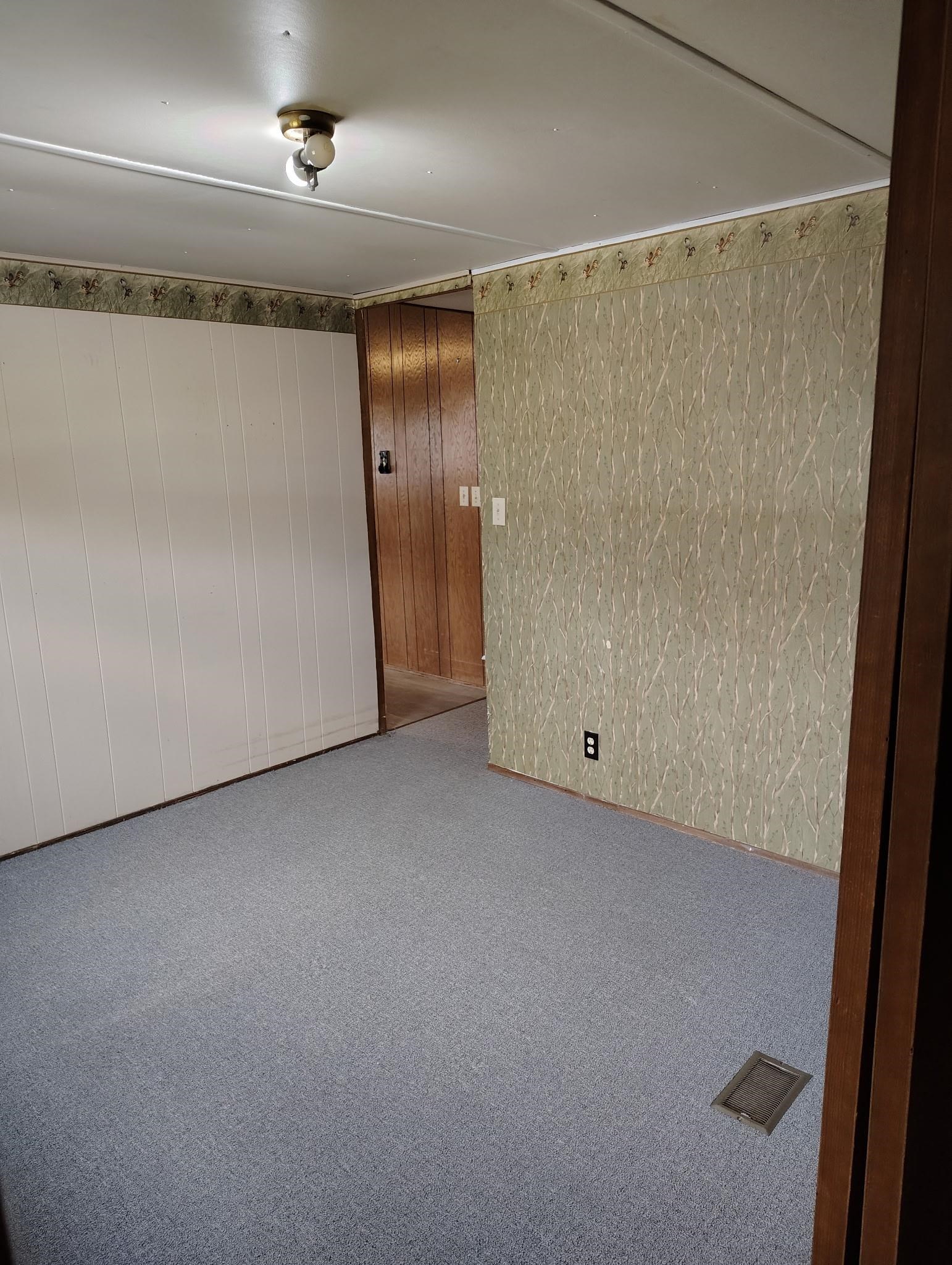 531 GRIFFITH AVENUE, Wisconsin Rapids, Wisconsin 54494, 2 Bedrooms Bedrooms, ,1 BathroomBathrooms,Residential,For Sale,531 GRIFFITH AVENUE,22501611