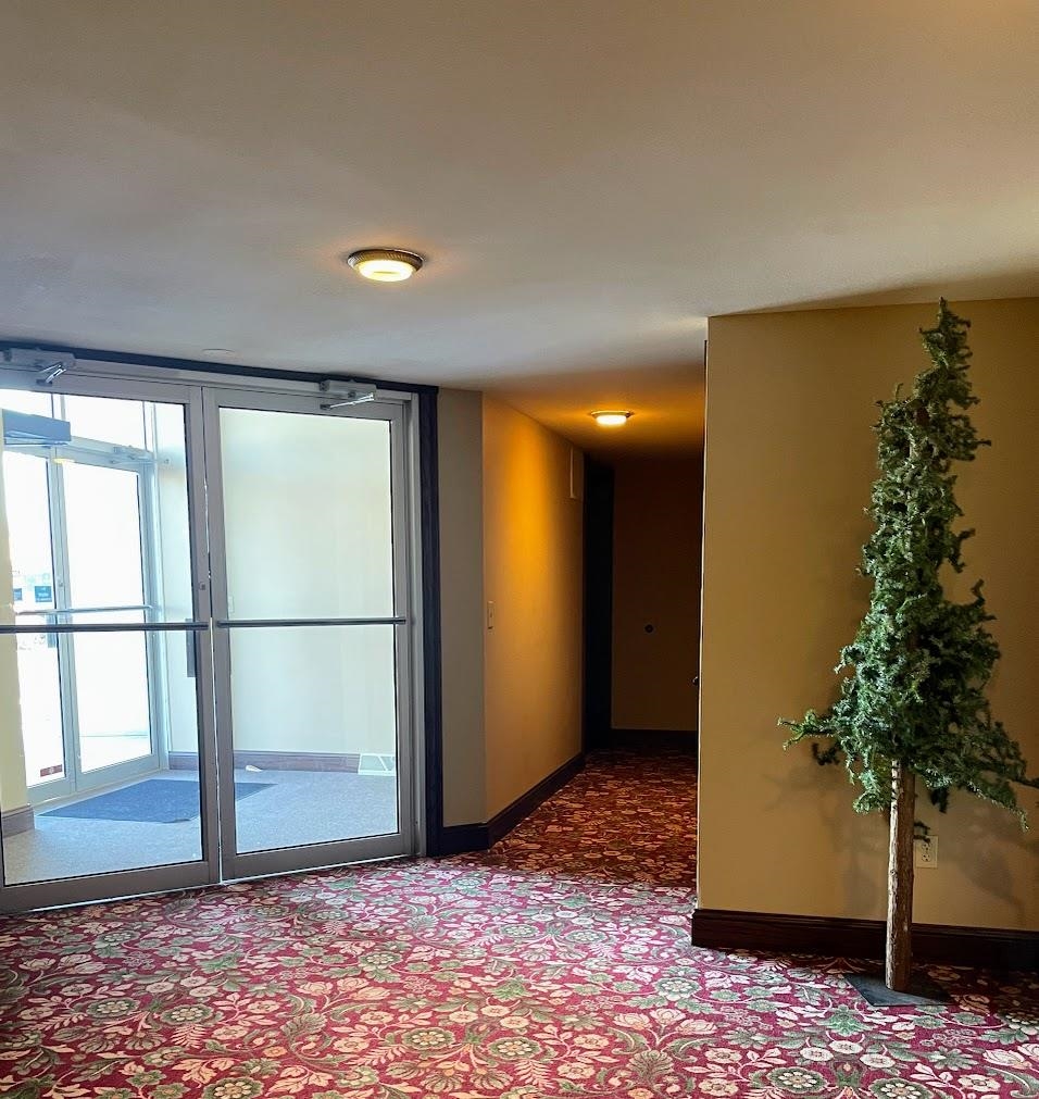 222 S CENTRAL AVENUE, Marshfield, Wisconsin 54449, ,Commercial/industrial,For Sale,222 S CENTRAL AVENUE,22501621