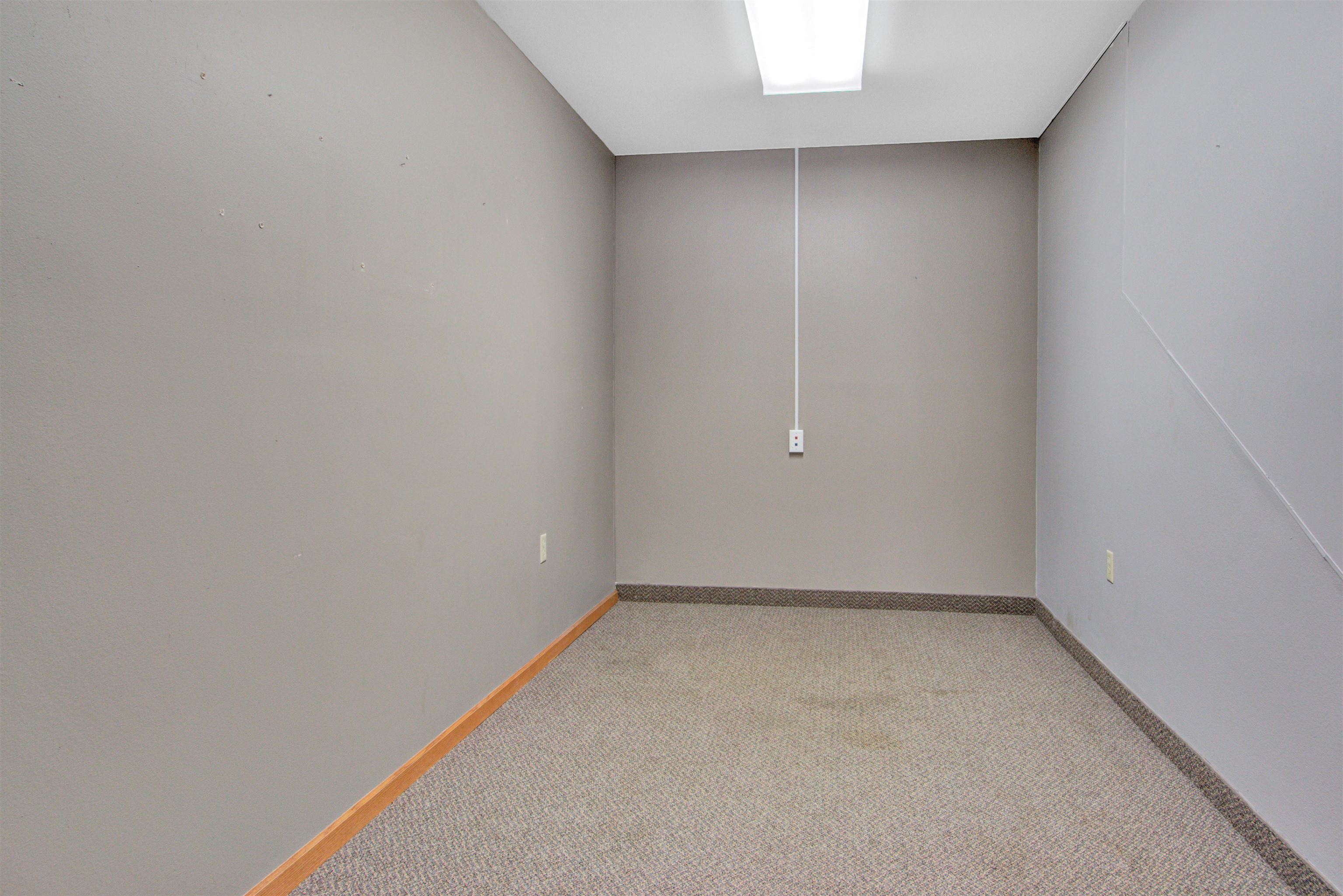 2001 S CENTRAL AVENUE, Marshfield, Wisconsin 54449, ,Commercial/industrial,For Rent,2001 S CENTRAL AVENUE,22501628