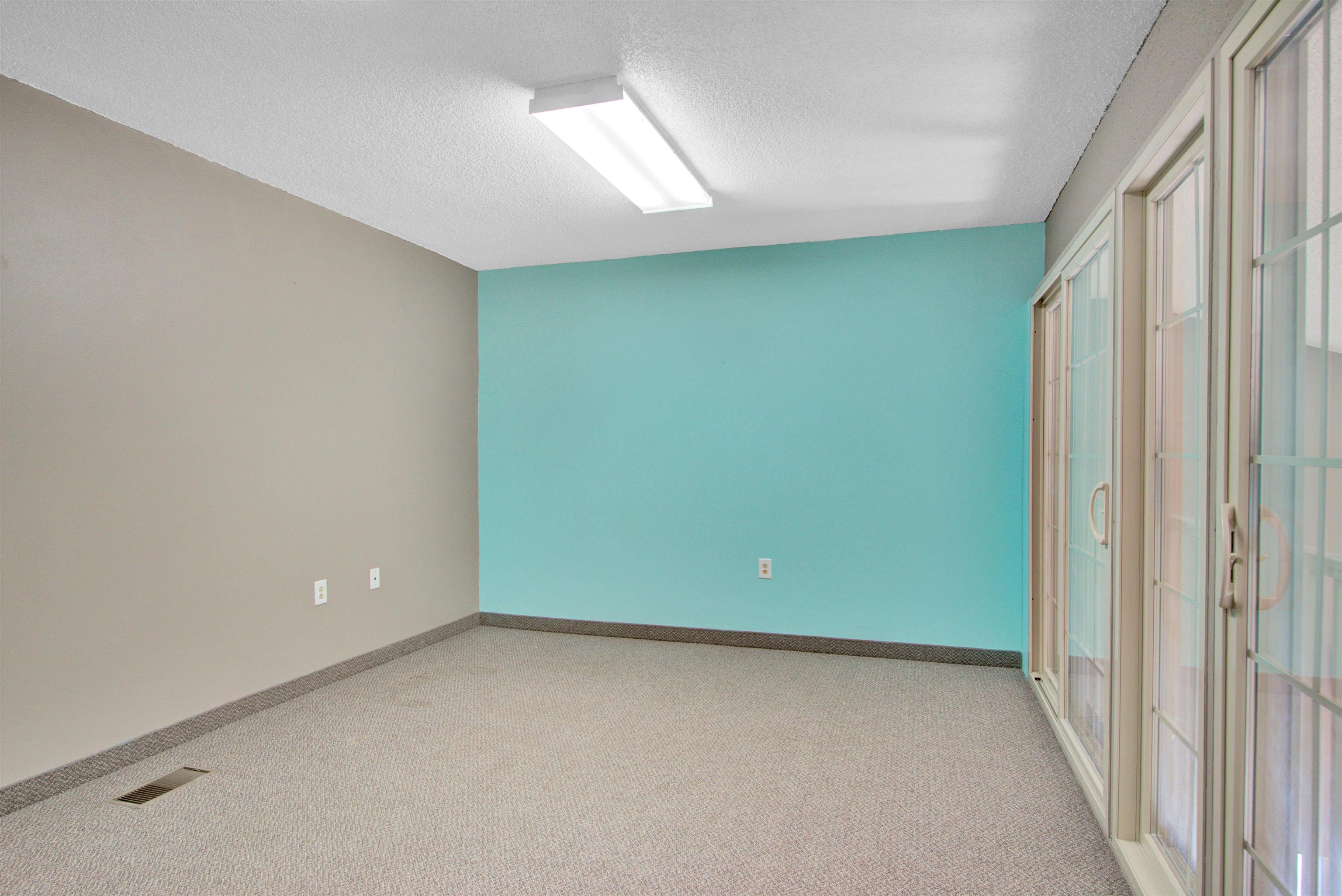 2001 S CENTRAL AVENUE, Marshfield, Wisconsin 54449, ,Commercial/industrial,For Rent,2001 S CENTRAL AVENUE,22501628