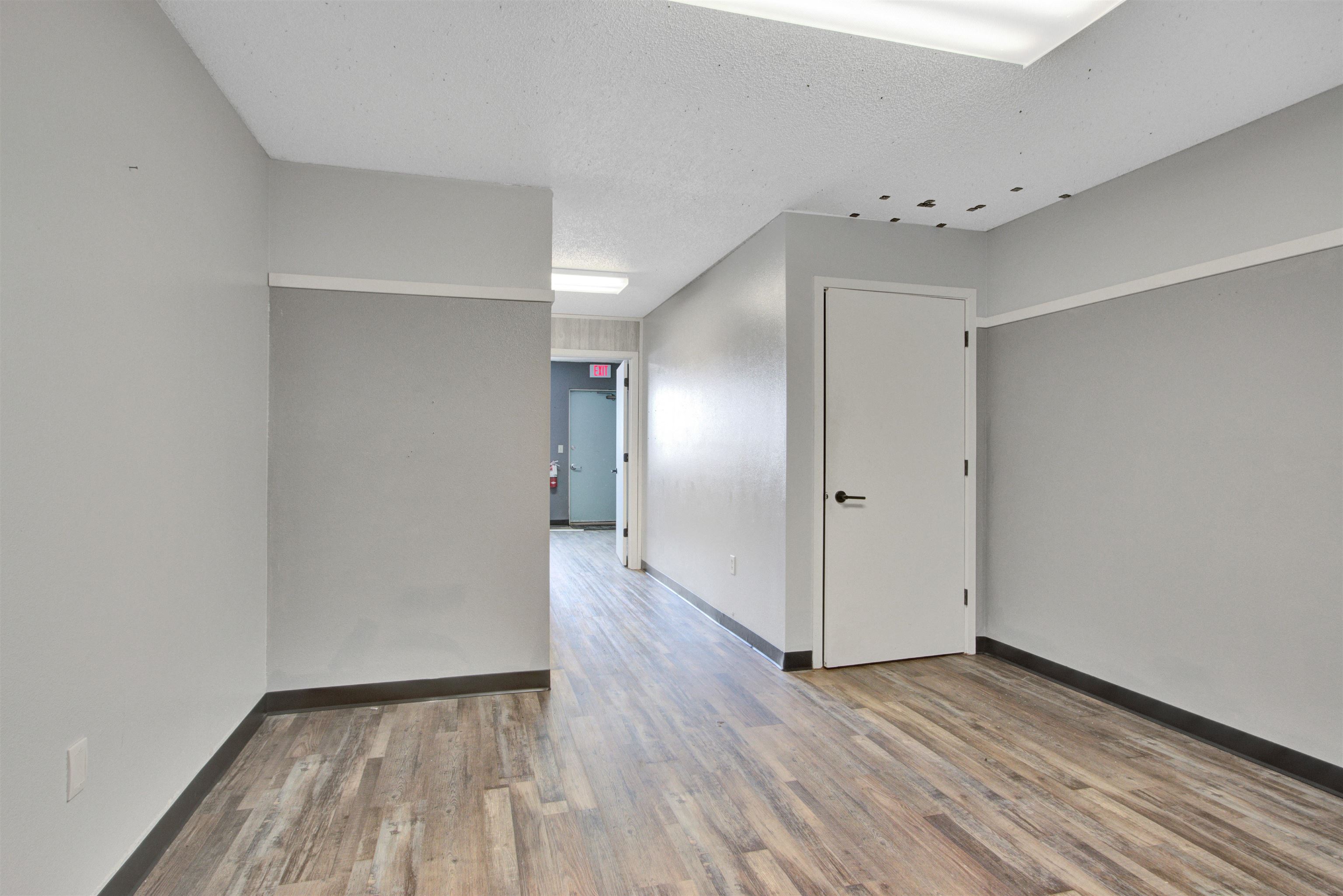 2001 S CENTRAL AVENUE, Marshfield, Wisconsin 54449, ,Commercial/industrial,For Rent,2001 S CENTRAL AVENUE,22501634