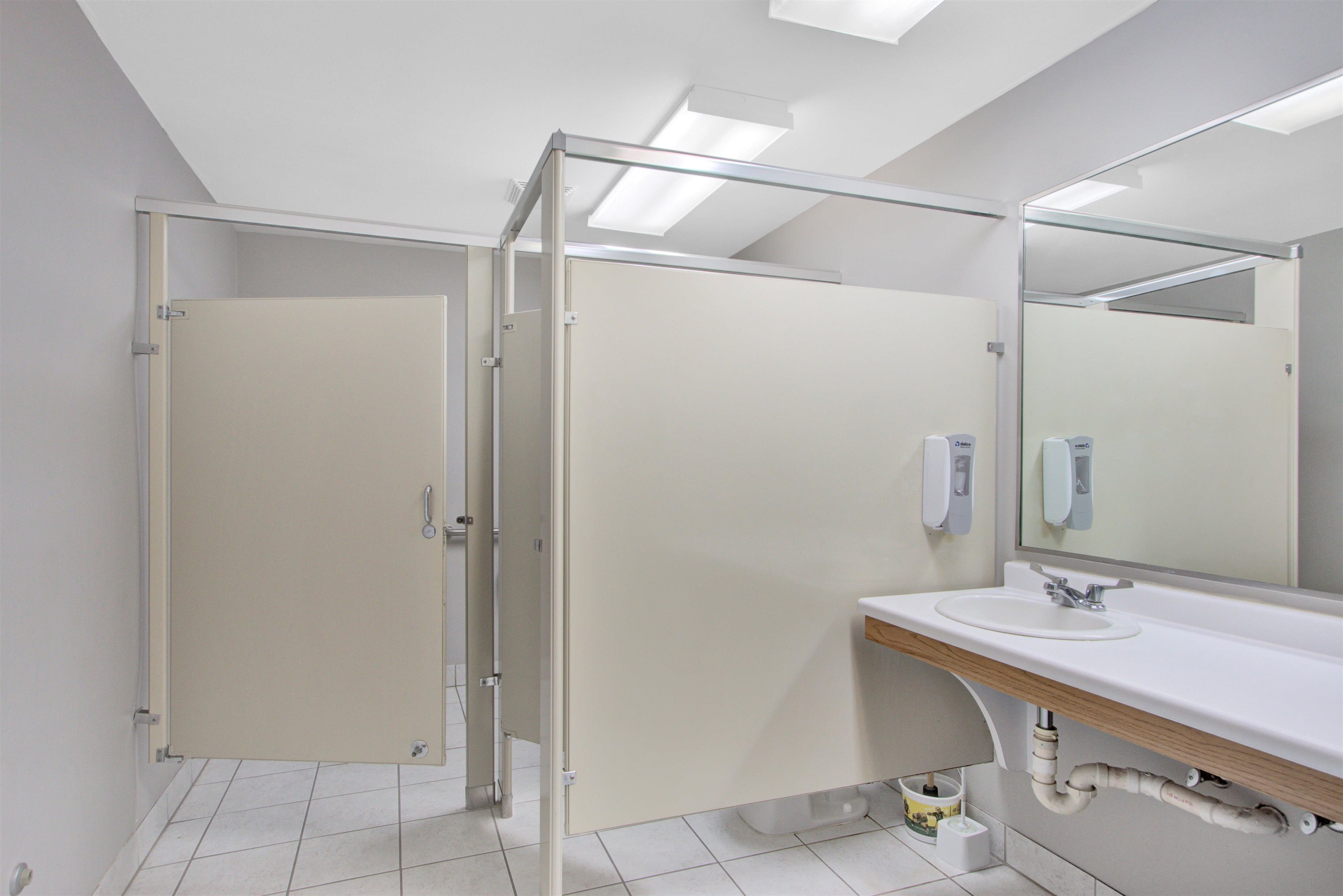 2001 S CENTRAL AVENUE, Marshfield, Wisconsin 54449, ,Commercial/industrial,For Rent,2001 S CENTRAL AVENUE,22501635