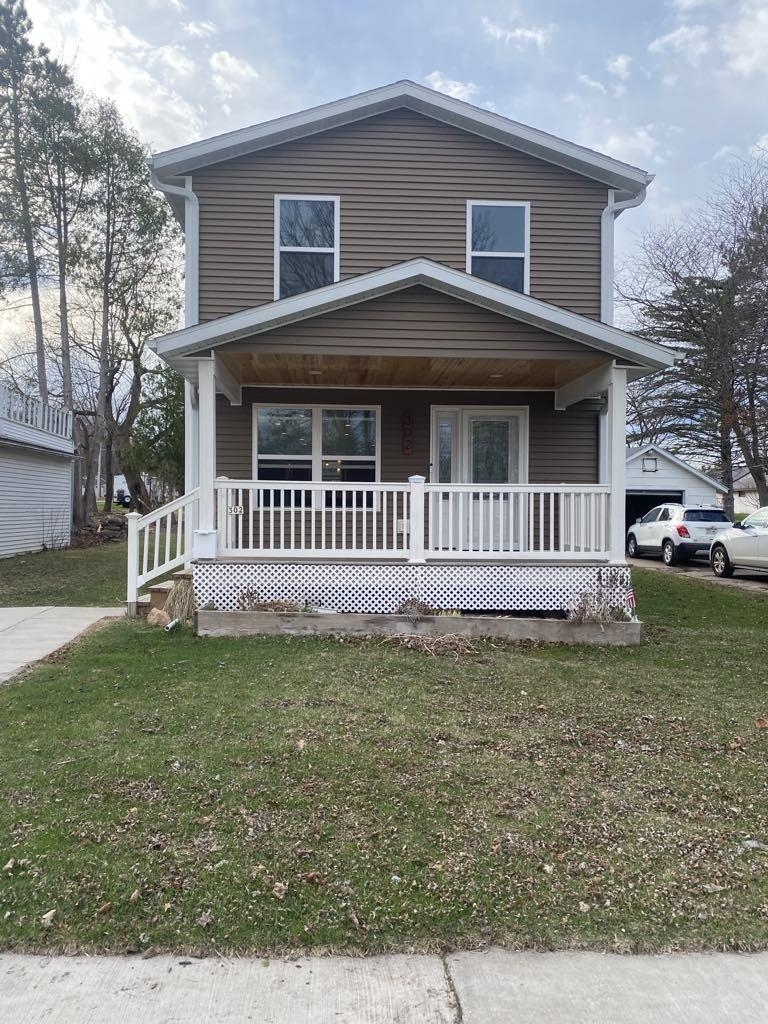 302 N PEACH AVENUE, Marshfield, Wisconsin 54449, 3 Bedrooms Bedrooms, ,2 BathroomsBathrooms,Residential,For Sale,302 N PEACH AVENUE,22501642