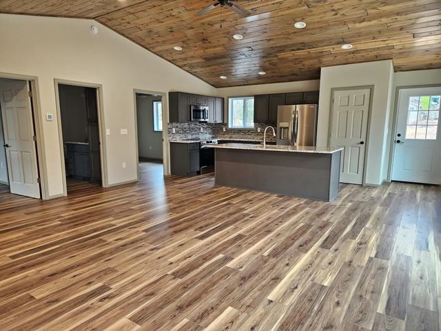 1093 W QUEENS WAY, Nekoosa, Wisconsin 54457, 2 Bedrooms Bedrooms, ,2 BathroomsBathrooms,Residential,For Sale,1093 W QUEENS WAY,22501645