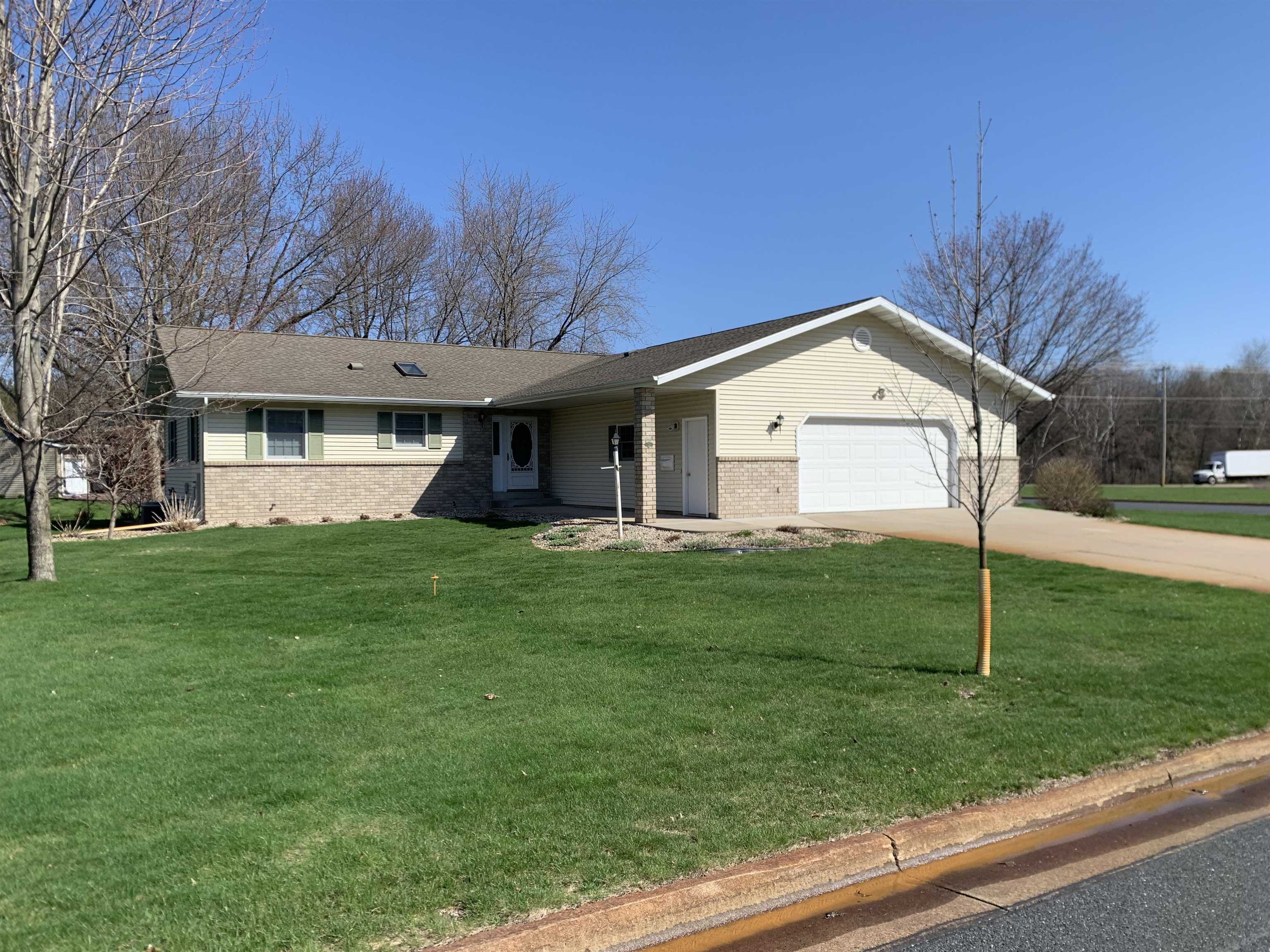 1020 CHERYL COURT, Port Edwards, Wisconsin 54469, 3 Bedrooms Bedrooms, ,2 BathroomsBathrooms,Residential,For Sale,1020 CHERYL COURT,22501647