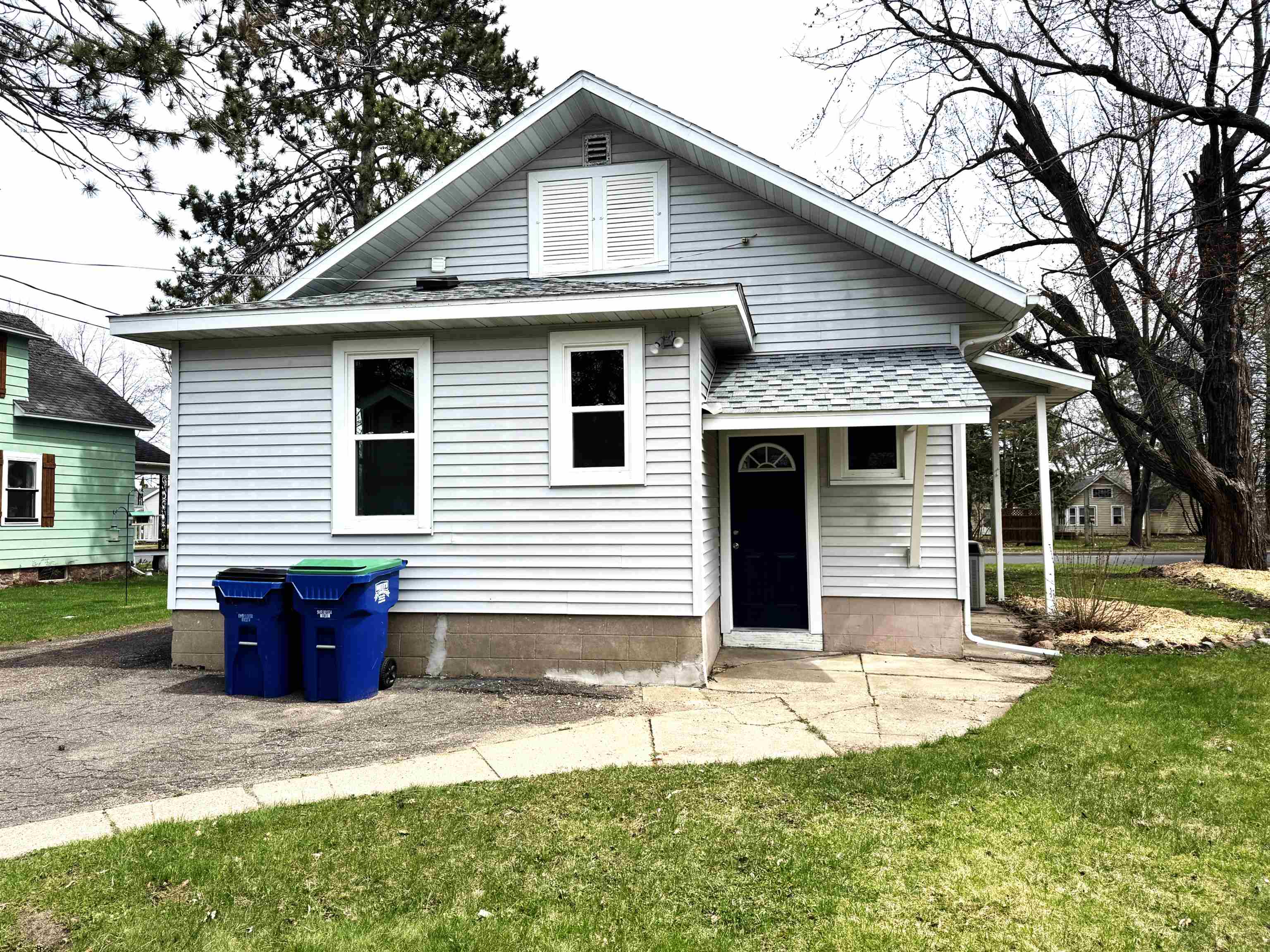 1016 N 1ST AVENUE, Wausau, Wisconsin 54401, 3 Bedrooms Bedrooms, ,1 BathroomBathrooms,Residential,For Sale,1016 N 1ST AVENUE,22501658