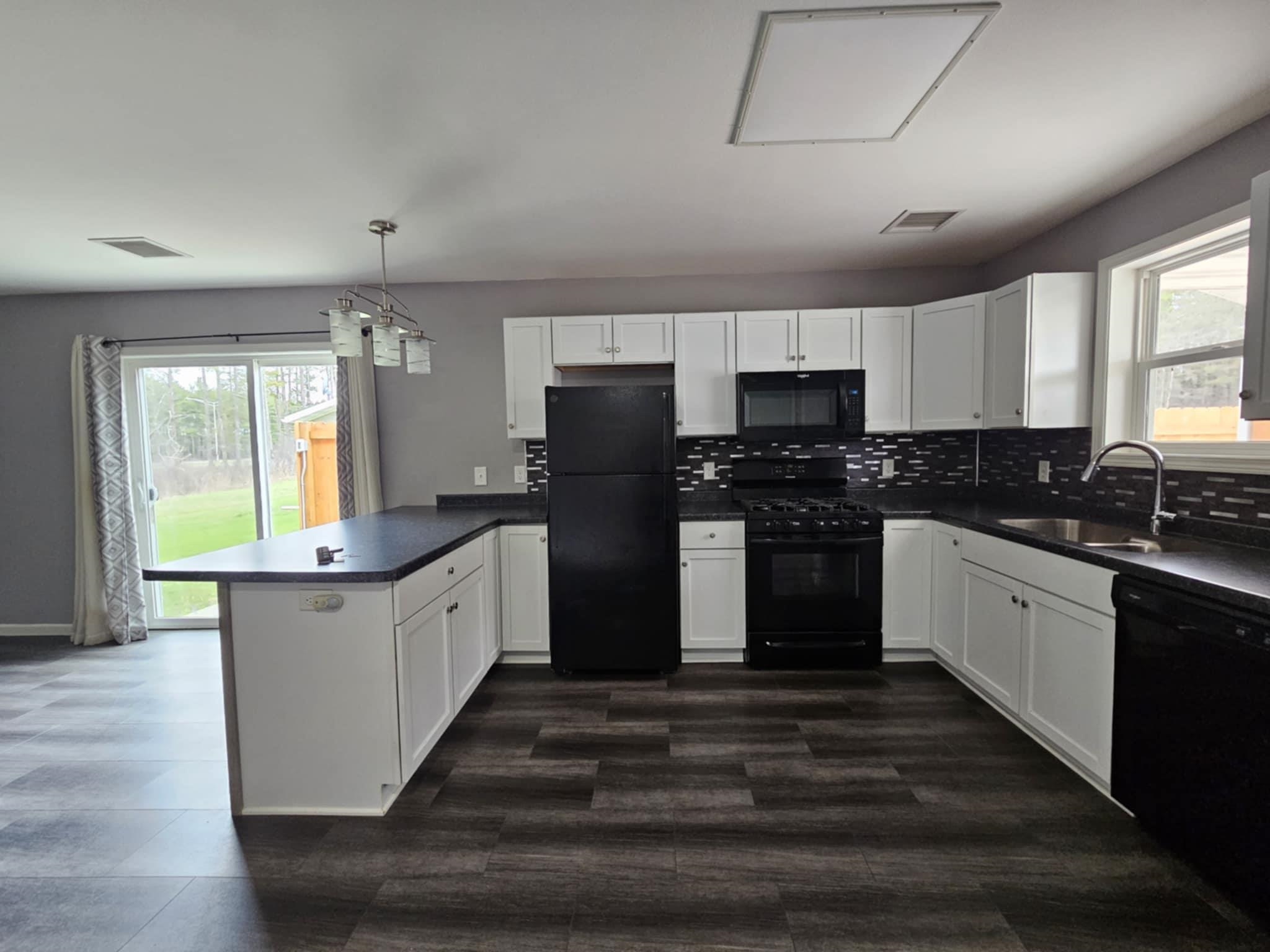 2800-2818 POPP AVENUE, Marshfield, Wisconsin 54449, 3 Bedrooms Bedrooms, 7 Rooms Rooms,2 BathroomsBathrooms,Multi-family,For Sale,2800-2818 POPP AVENUE,22501660