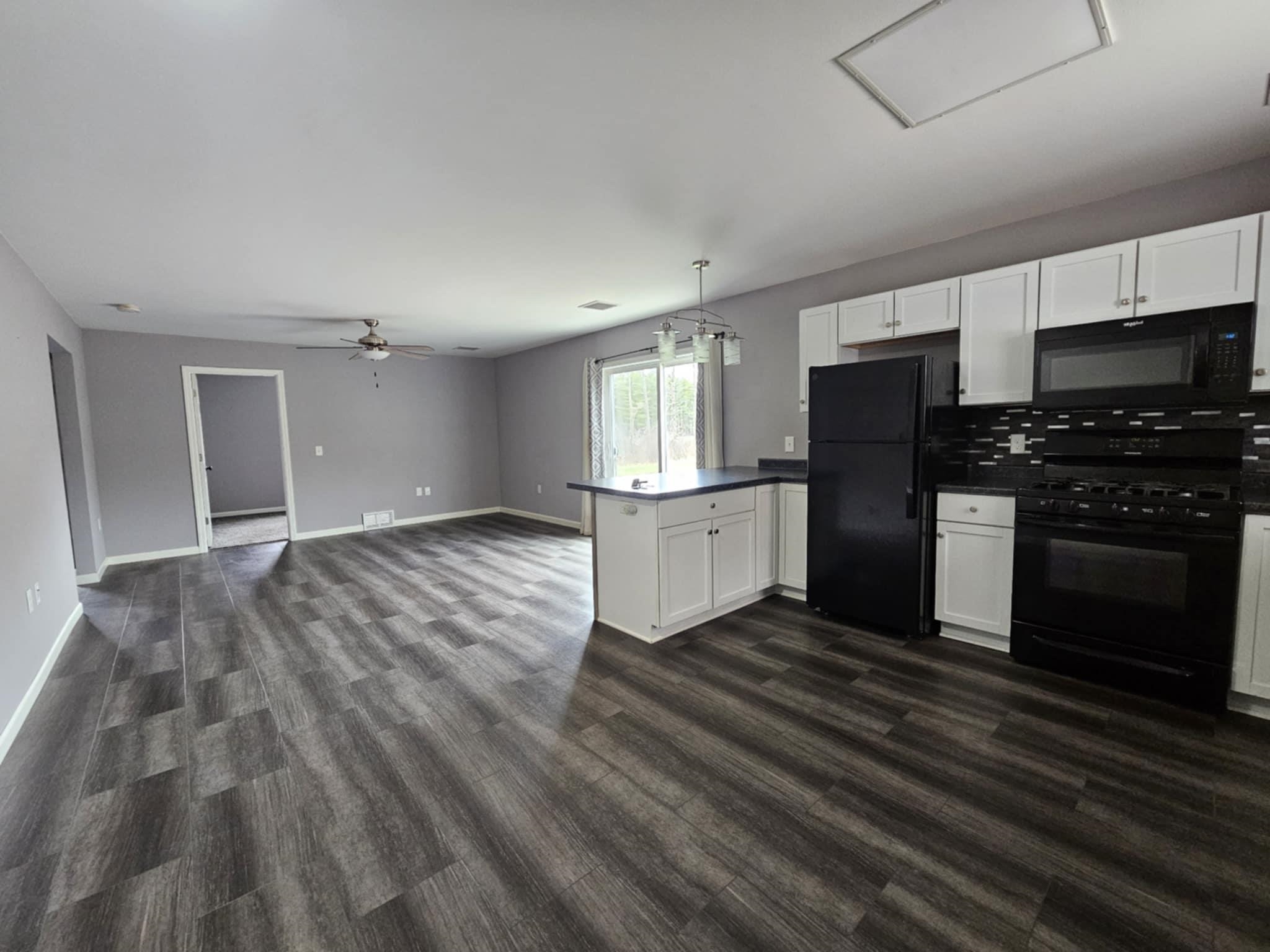 2800-2818 POPP AVENUE, Marshfield, Wisconsin 54449, 3 Bedrooms Bedrooms, 7 Rooms Rooms,2 BathroomsBathrooms,Multi-family,For Sale,2800-2818 POPP AVENUE,22501660