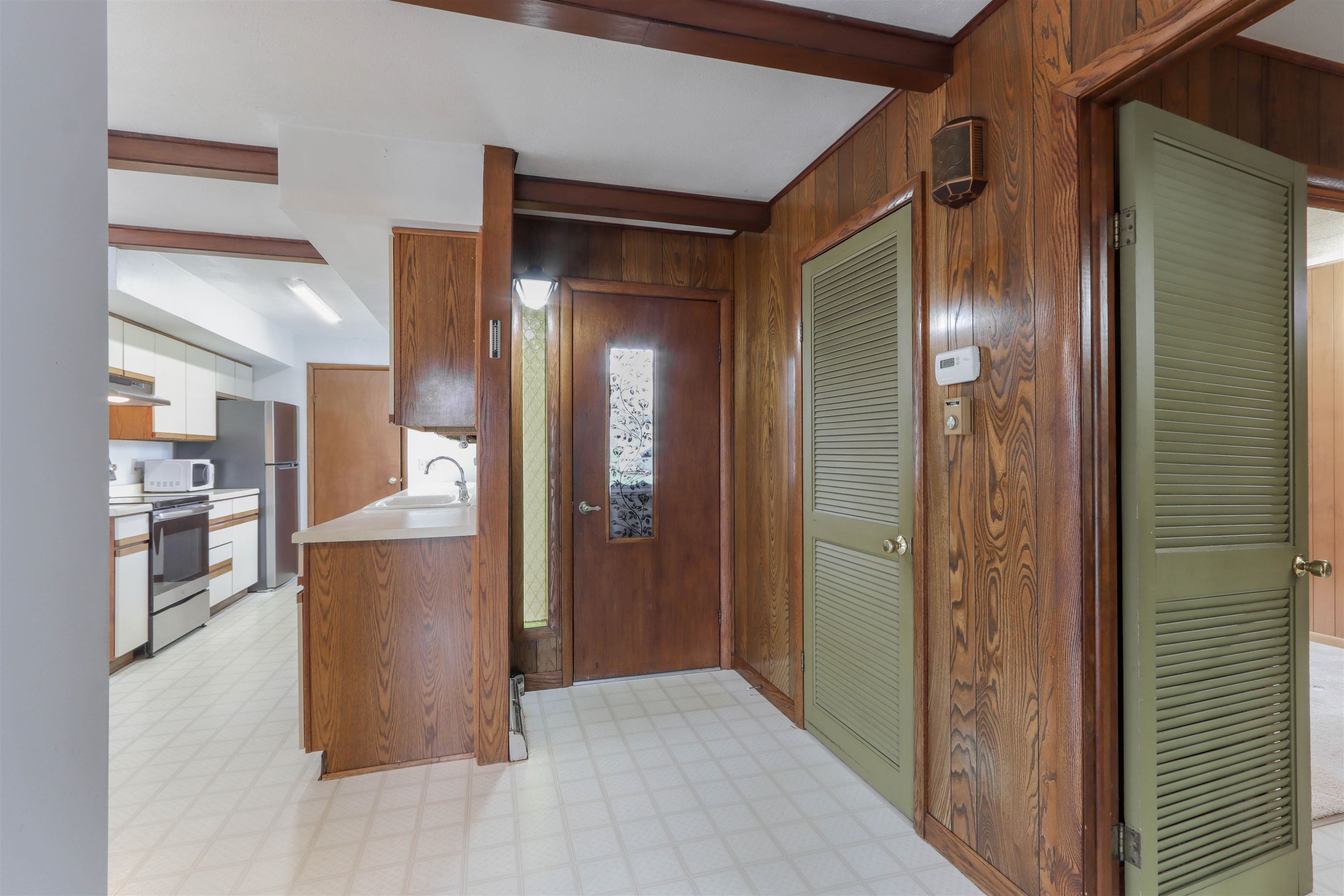301 RIVERVIEW DRIVE, Marion, Wisconsin 54950, 3 Bedrooms Bedrooms, ,2 BathroomsBathrooms,Residential,For Sale,301 RIVERVIEW DRIVE,22501670