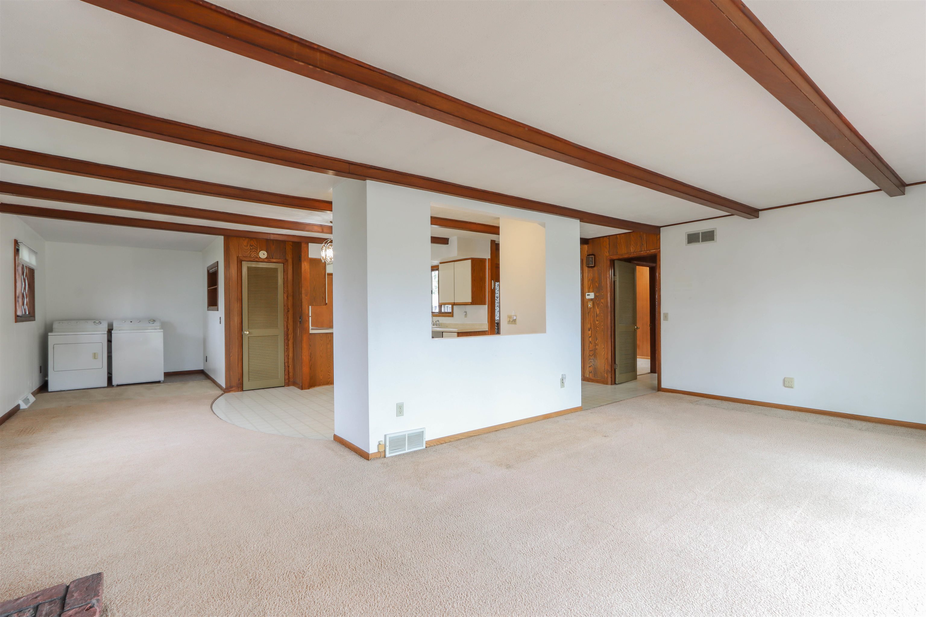 301 RIVERVIEW DRIVE, Marion, Wisconsin 54950, 3 Bedrooms Bedrooms, ,2 BathroomsBathrooms,Residential,For Sale,301 RIVERVIEW DRIVE,22501670