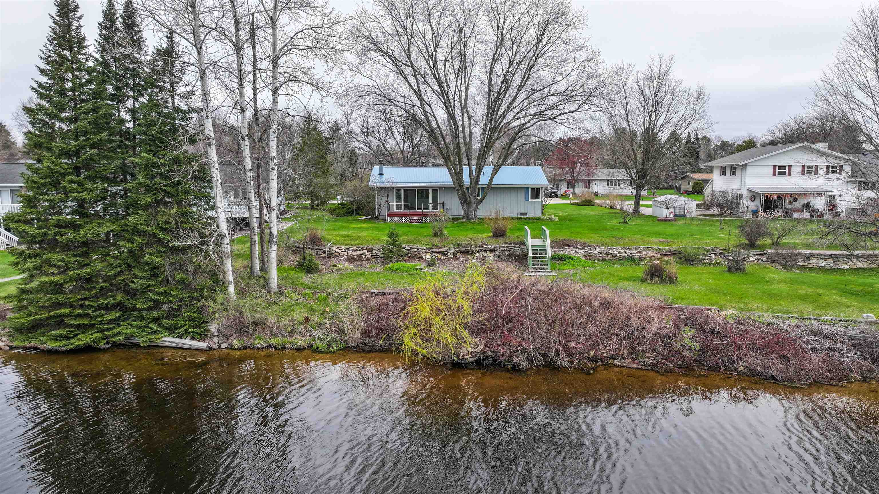 301 RIVERVIEW DRIVE, Marion, Wisconsin 54950, 3 Bedrooms Bedrooms, ,2 BathroomsBathrooms,Residential,For Sale,301 RIVERVIEW DRIVE,22501670