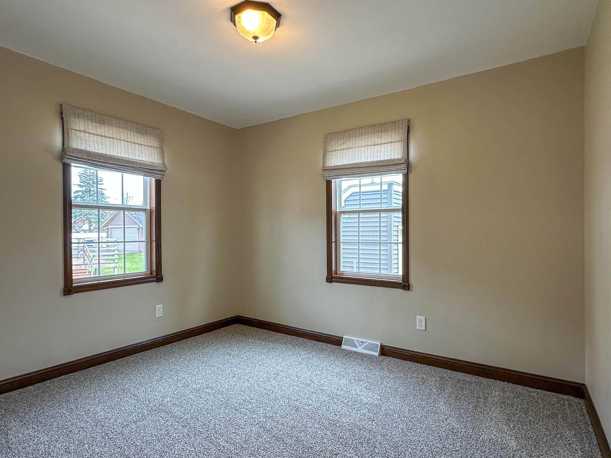 1243 S 7TH AVENUE SOUTH, Wausau, Wisconsin 54401, 3 Bedrooms Bedrooms, ,1 BathroomBathrooms,Residential,For Sale,1243 S 7TH AVENUE SOUTH,22501675