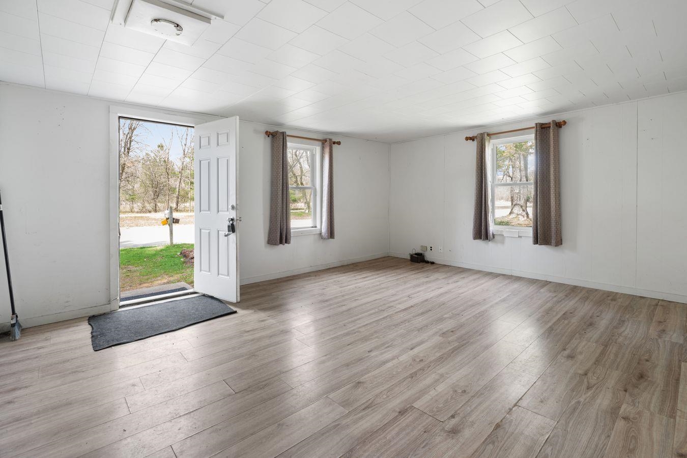 2851 3RD AVENUE SOUTH, Wisconsin Rapids, Wisconsin 54495, 2 Bedrooms Bedrooms, ,1 BathroomBathrooms,Residential,For Sale,2851 3RD AVENUE SOUTH,22501678