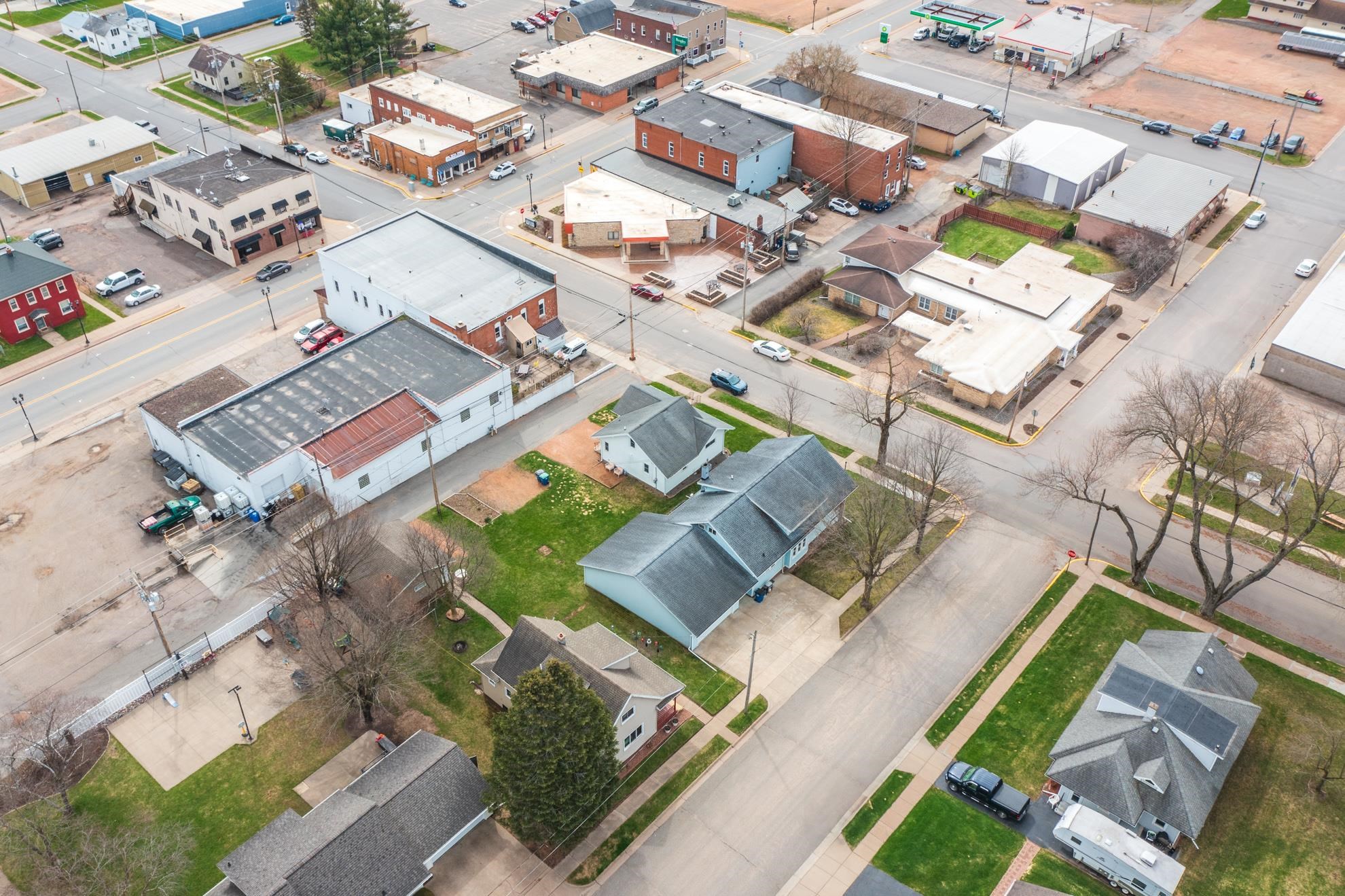 208 WALNUT STREET, Marathon, Wisconsin 54448, 4 Bedrooms Bedrooms, ,1 BathroomBathrooms,Residential,For Sale,208 WALNUT STREET,22501679