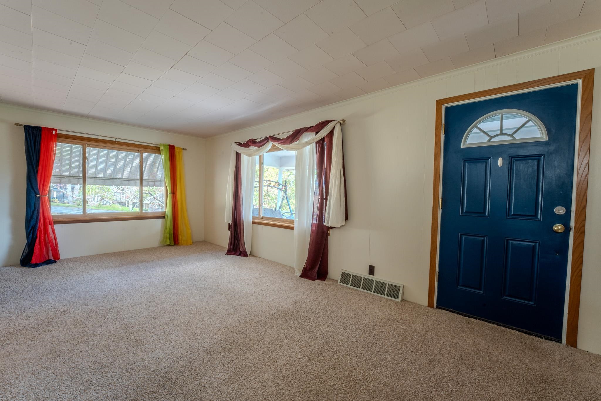 112 N 36TH AVENUE, Wausau, Wisconsin 54401, 4 Bedrooms Bedrooms, ,5 BathroomsBathrooms,Residential,For Sale,112 N 36TH AVENUE,22501683