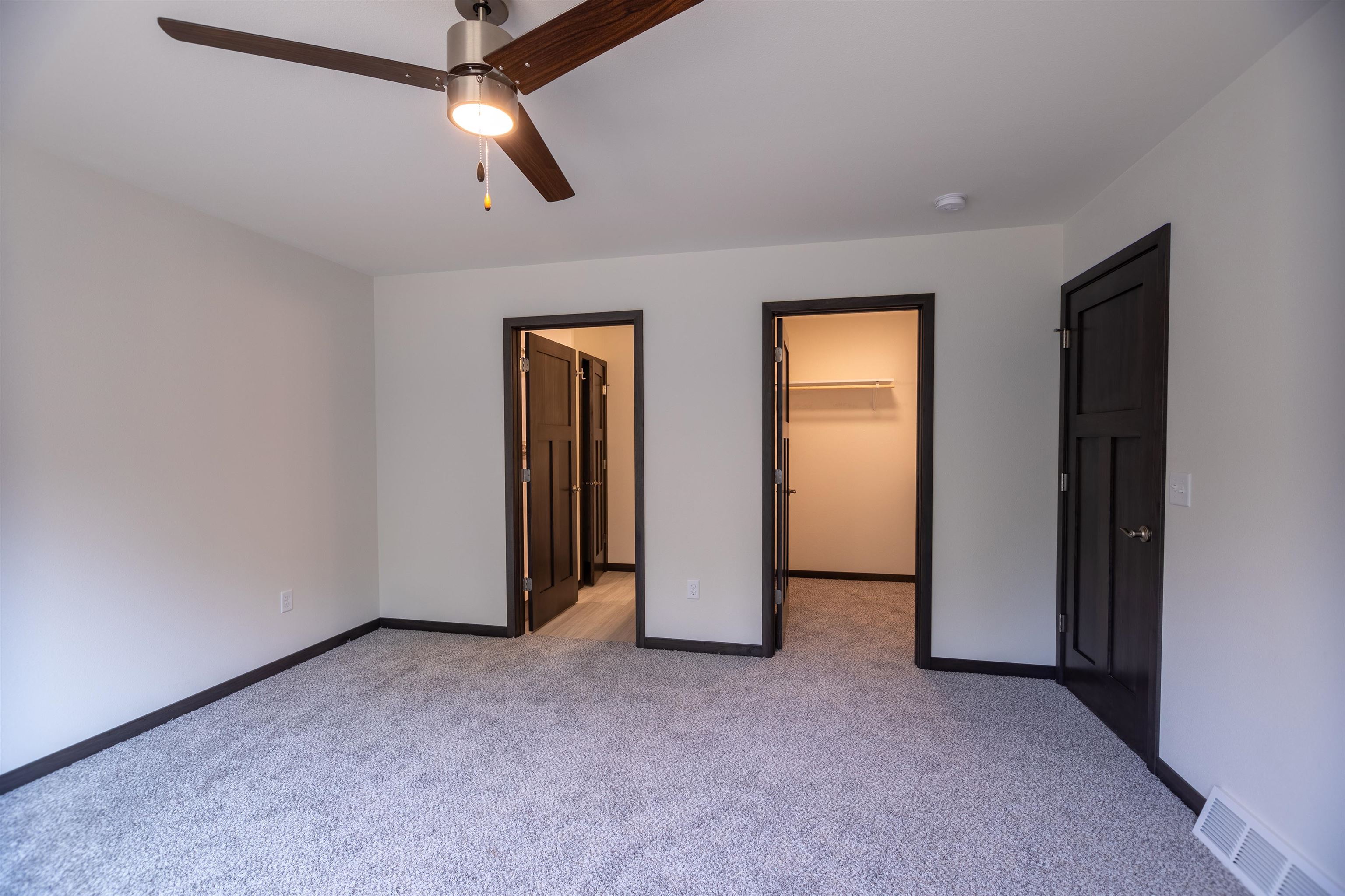 2206 S IRONWOOD AVENUE, Marshfield, Wisconsin 54449, 2 Bedrooms Bedrooms, ,2 BathroomsBathrooms,Residential,For Sale,2206 S IRONWOOD AVENUE,22501694