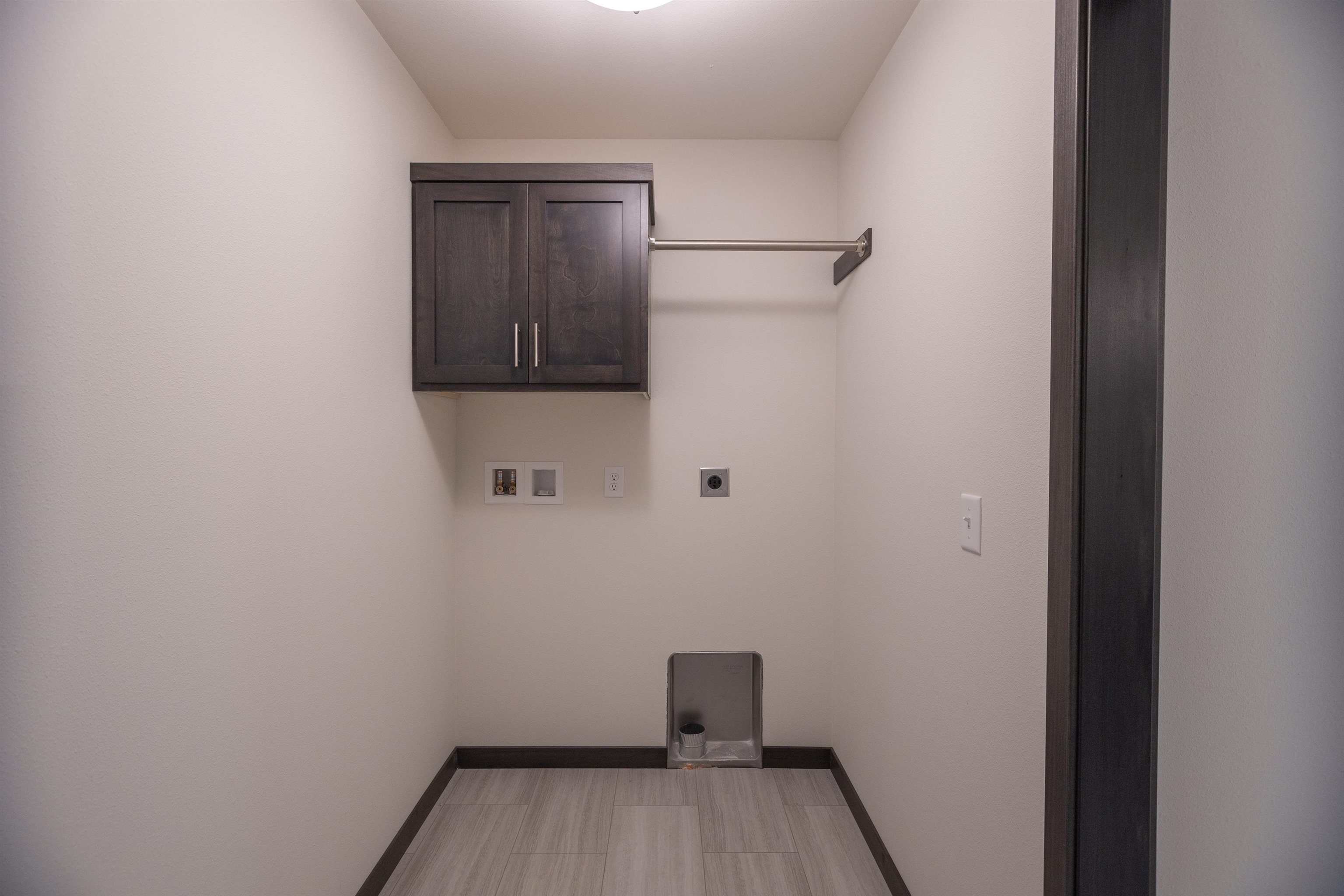 2206 S IRONWOOD AVENUE, Marshfield, Wisconsin 54449, 2 Bedrooms Bedrooms, ,2 BathroomsBathrooms,Residential,For Sale,2206 S IRONWOOD AVENUE,22501694