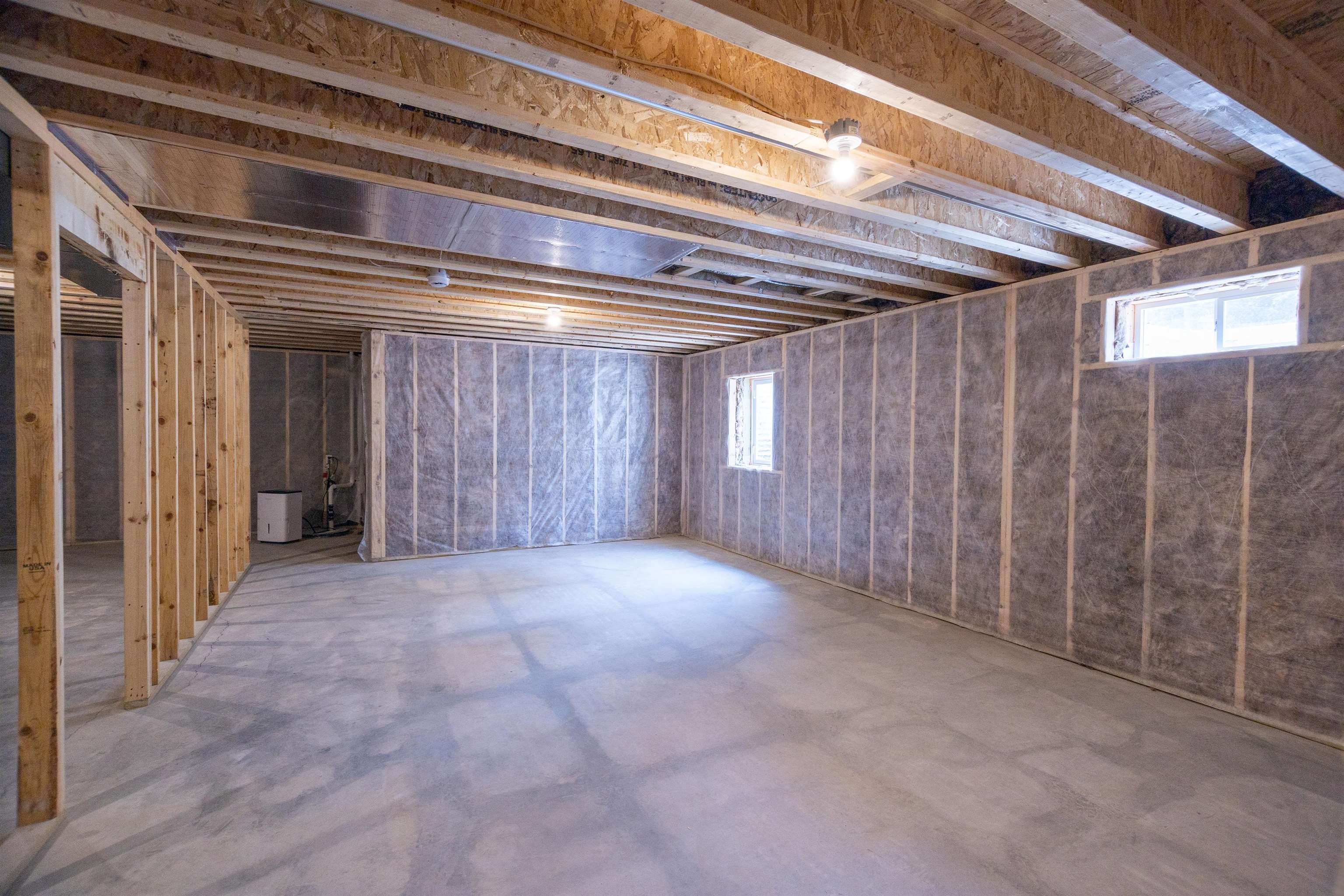 2206 S IRONWOOD AVENUE, Marshfield, Wisconsin 54449, 2 Bedrooms Bedrooms, ,2 BathroomsBathrooms,Residential,For Sale,2206 S IRONWOOD AVENUE,22501694
