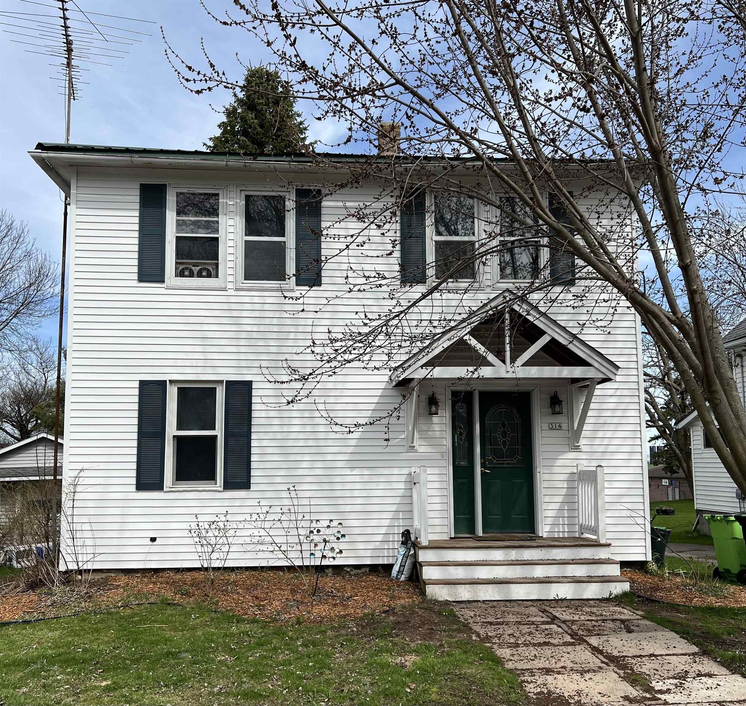 314 N DIVISION STREET, Loyal, Wisconsin 54446, 4 Bedrooms Bedrooms, ,2 BathroomsBathrooms,Residential,For Sale,314 N DIVISION STREET,22501709