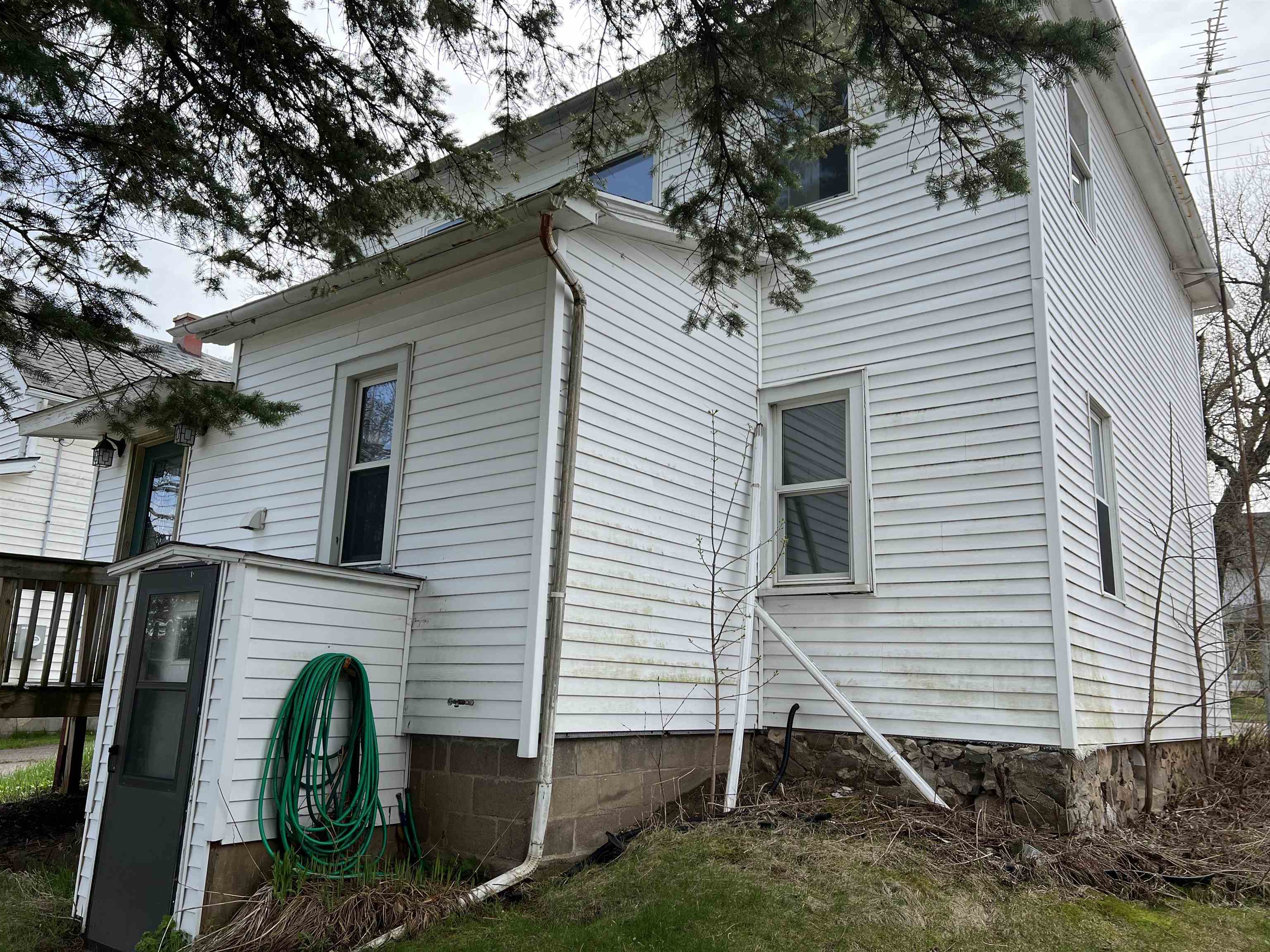 314 N DIVISION STREET, Loyal, Wisconsin 54446, 4 Bedrooms Bedrooms, ,2 BathroomsBathrooms,Residential,For Sale,314 N DIVISION STREET,22501709