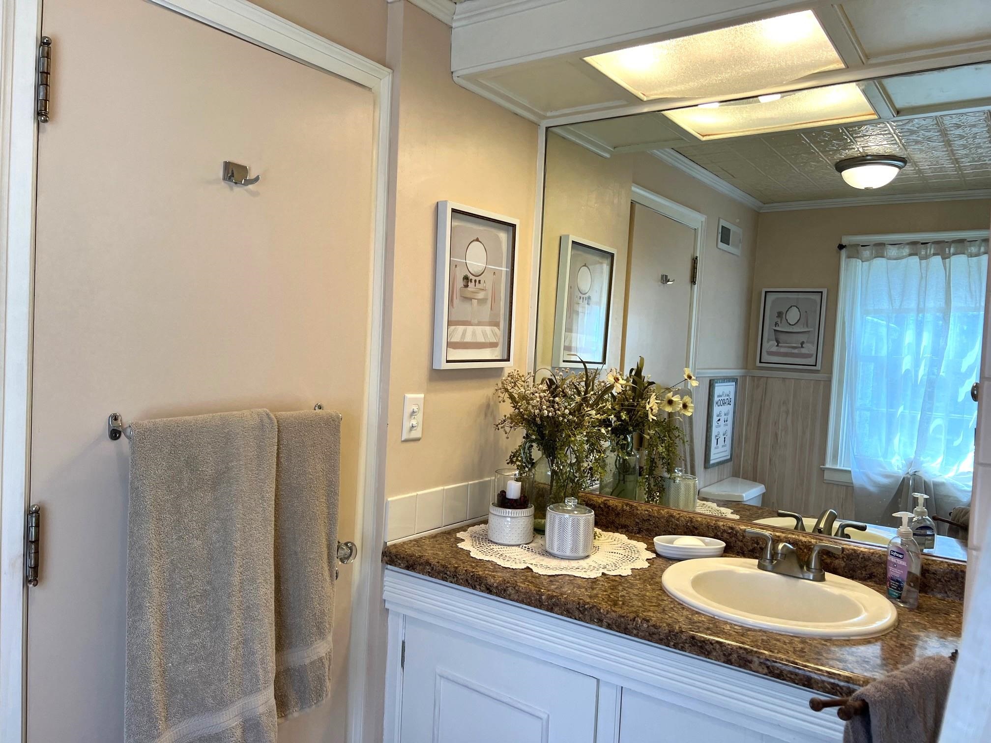 1002 W 8TH STREET, Marshfield, Wisconsin 54449, 4 Bedrooms Bedrooms, ,2 BathroomsBathrooms,Residential,For Sale,1002 W 8TH STREET,22501741