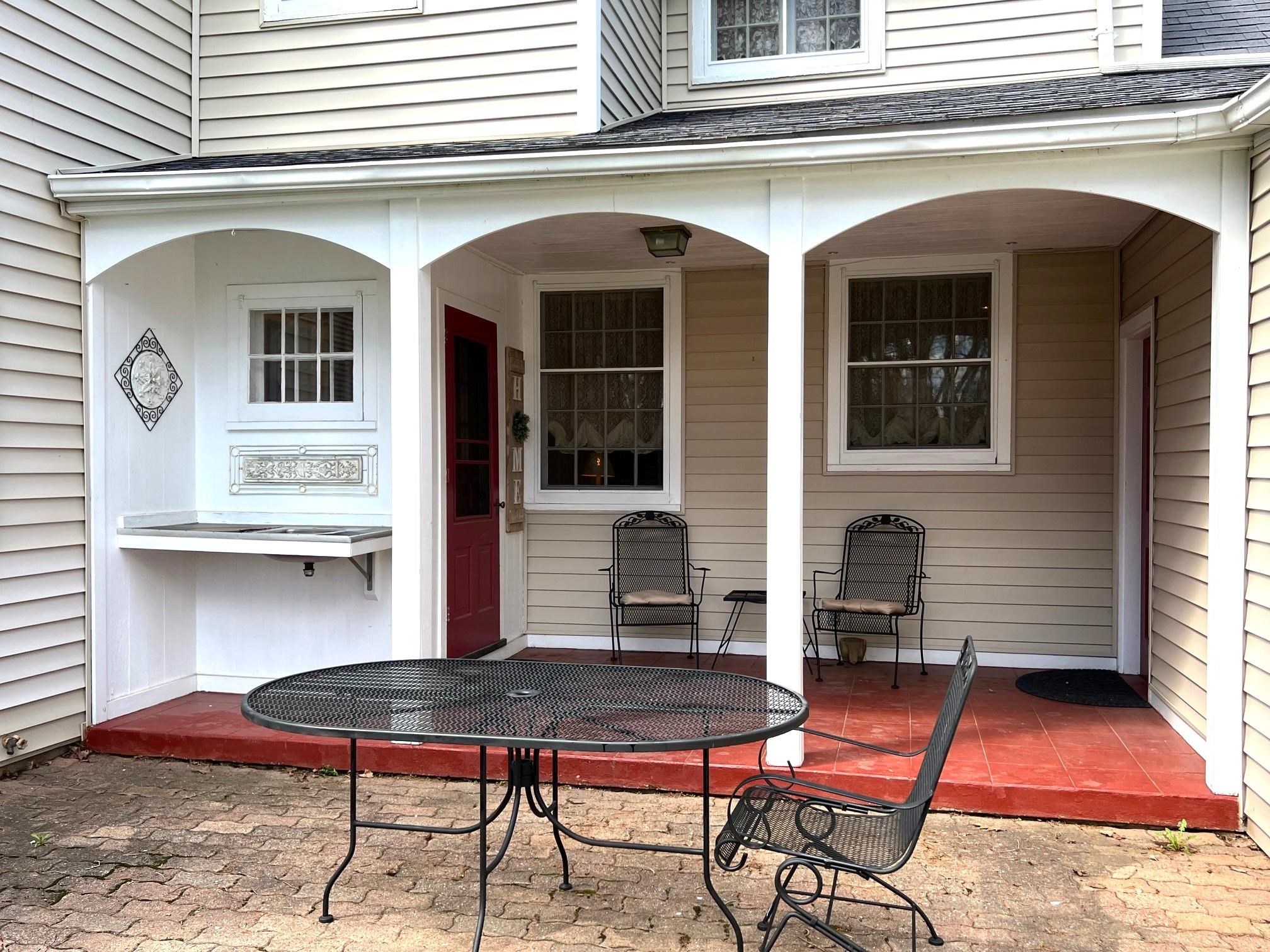1002 W 8TH STREET, Marshfield, Wisconsin 54449, 4 Bedrooms Bedrooms, ,2 BathroomsBathrooms,Residential,For Sale,1002 W 8TH STREET,22501741