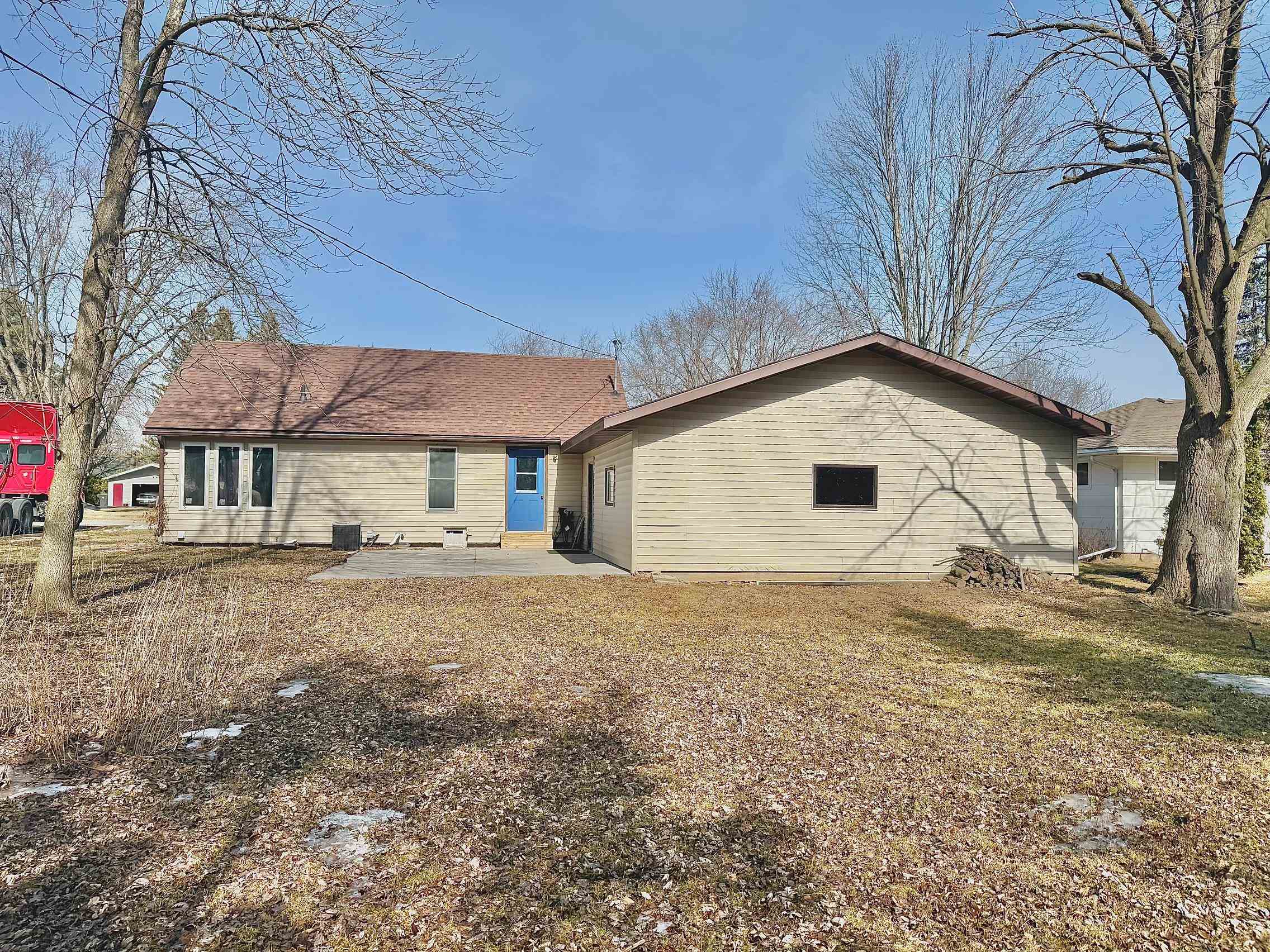 207 W DEARBORN STREET, Spencer, Wisconsin 54479, 3 Bedrooms Bedrooms, ,1 BathroomBathrooms,Residential,For Sale,207 W DEARBORN STREET,22501749
