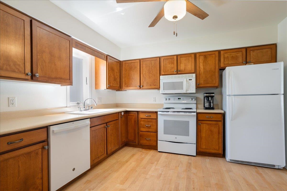 1101 E 17TH STREET, Marshfield, Wisconsin 54449, 3 Bedrooms Bedrooms, ,2 BathroomsBathrooms,Residential,For Sale,1101 E 17TH STREET,22501751