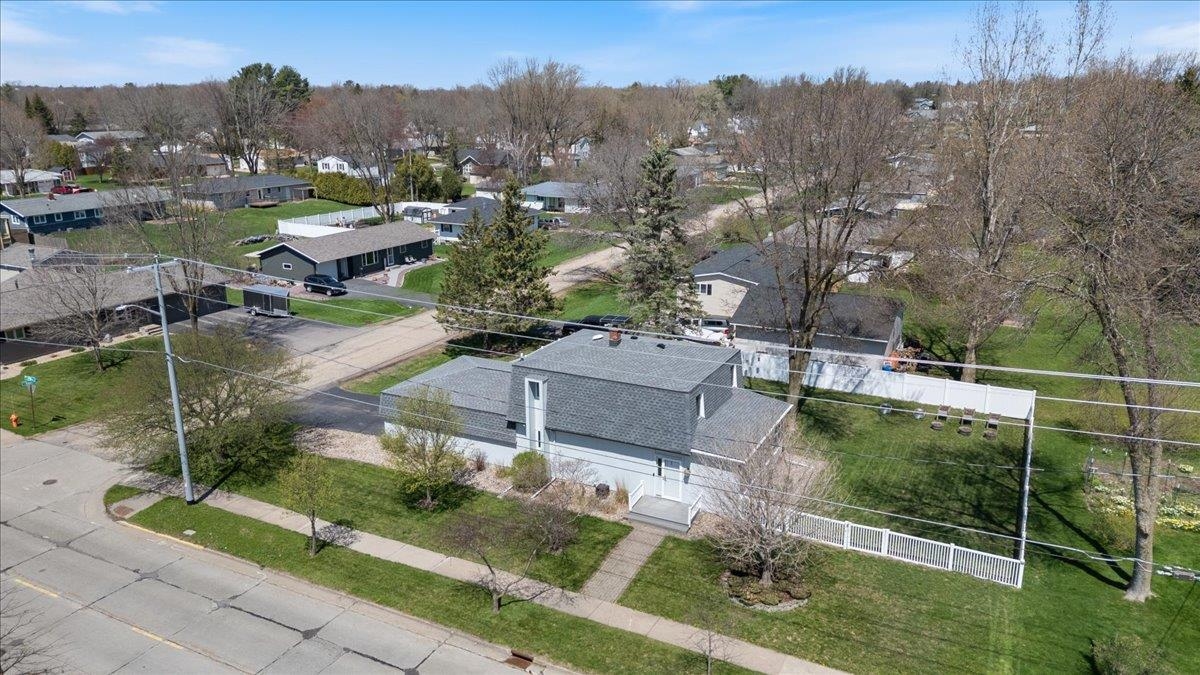 1101 E 17TH STREET, Marshfield, Wisconsin 54449, 3 Bedrooms Bedrooms, ,2 BathroomsBathrooms,Residential,For Sale,1101 E 17TH STREET,22501751