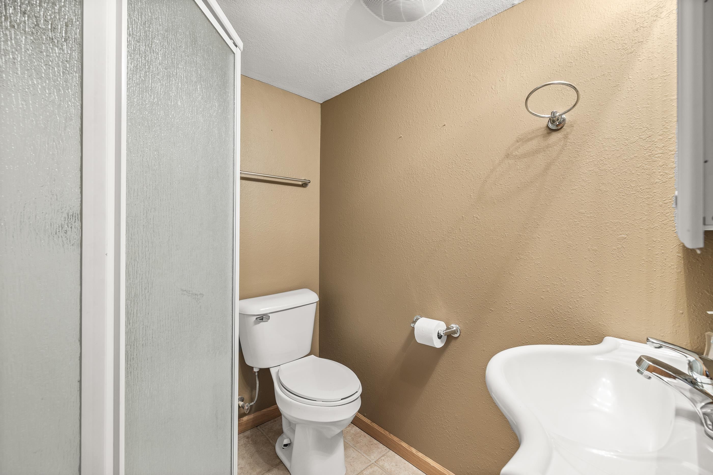 2930 GREEN DRIVE, Plover, Wisconsin 54467, 3 Bedrooms Bedrooms, ,2 BathroomsBathrooms,Residential,For Sale,2930 GREEN DRIVE,22501777