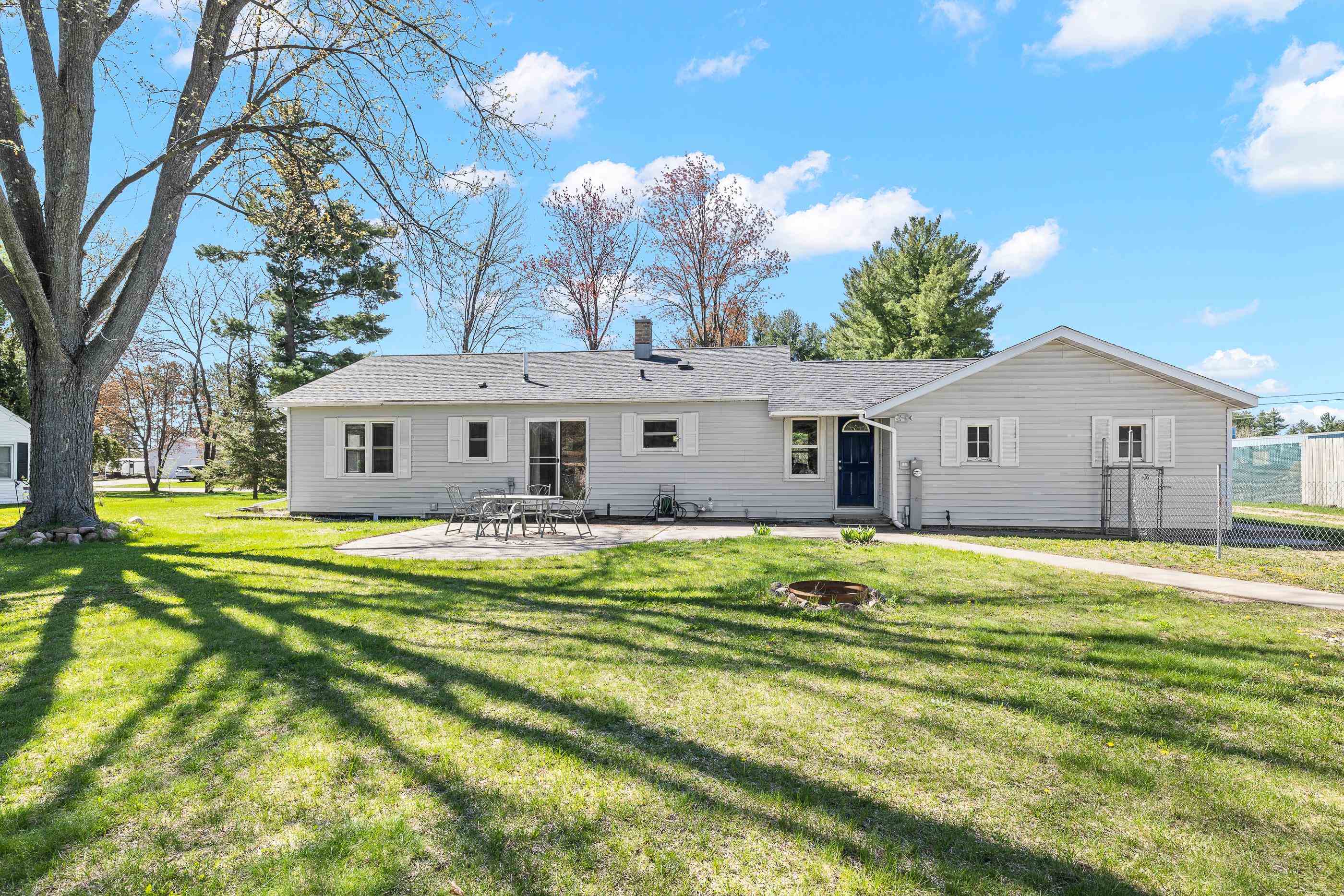 2930 GREEN DRIVE, Plover, Wisconsin 54467, 3 Bedrooms Bedrooms, ,2 BathroomsBathrooms,Residential,For Sale,2930 GREEN DRIVE,22501777