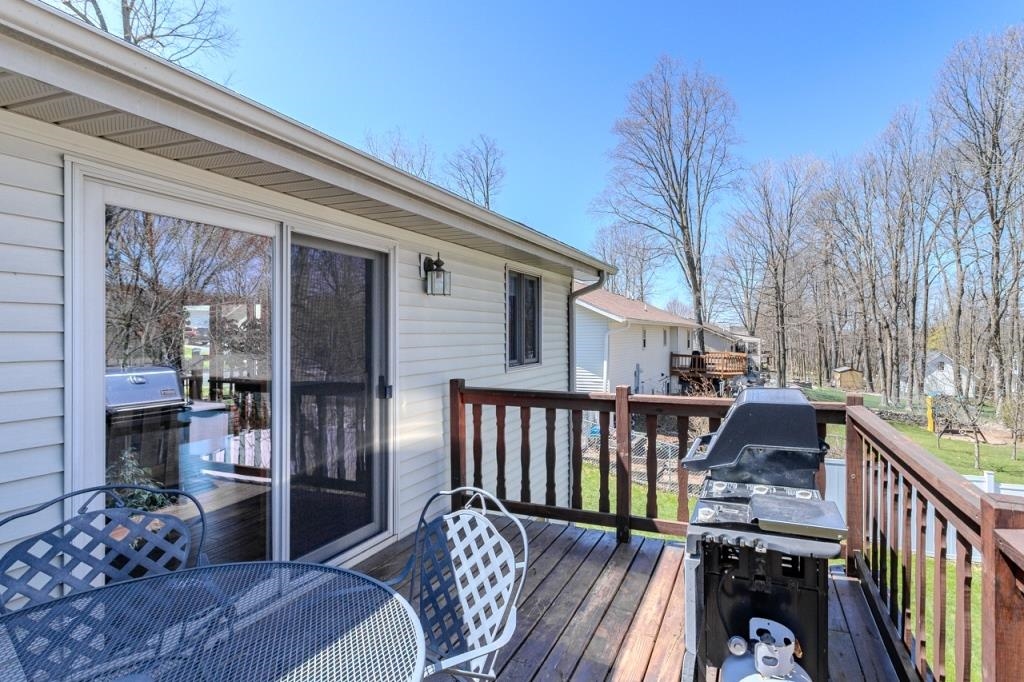 1116 WINTON STREET, Wausau, Wisconsin 54403, 4 Bedrooms Bedrooms, ,3 BathroomsBathrooms,Residential,For Sale,1116 WINTON STREET,22501779